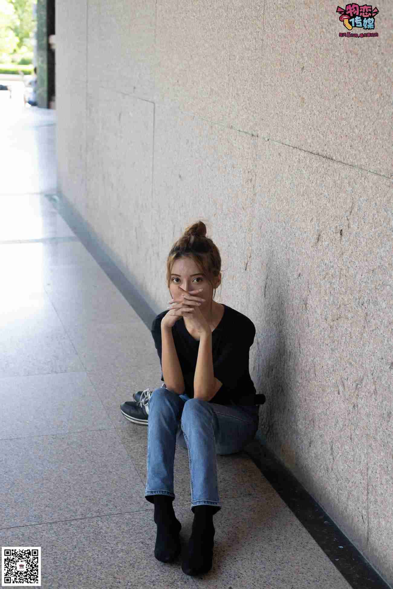 图片[33]-物恋传媒 No.047 丸子头的大眼妹,黑体恤搭配经典牛仔裤 [105P] – 速更版-美库