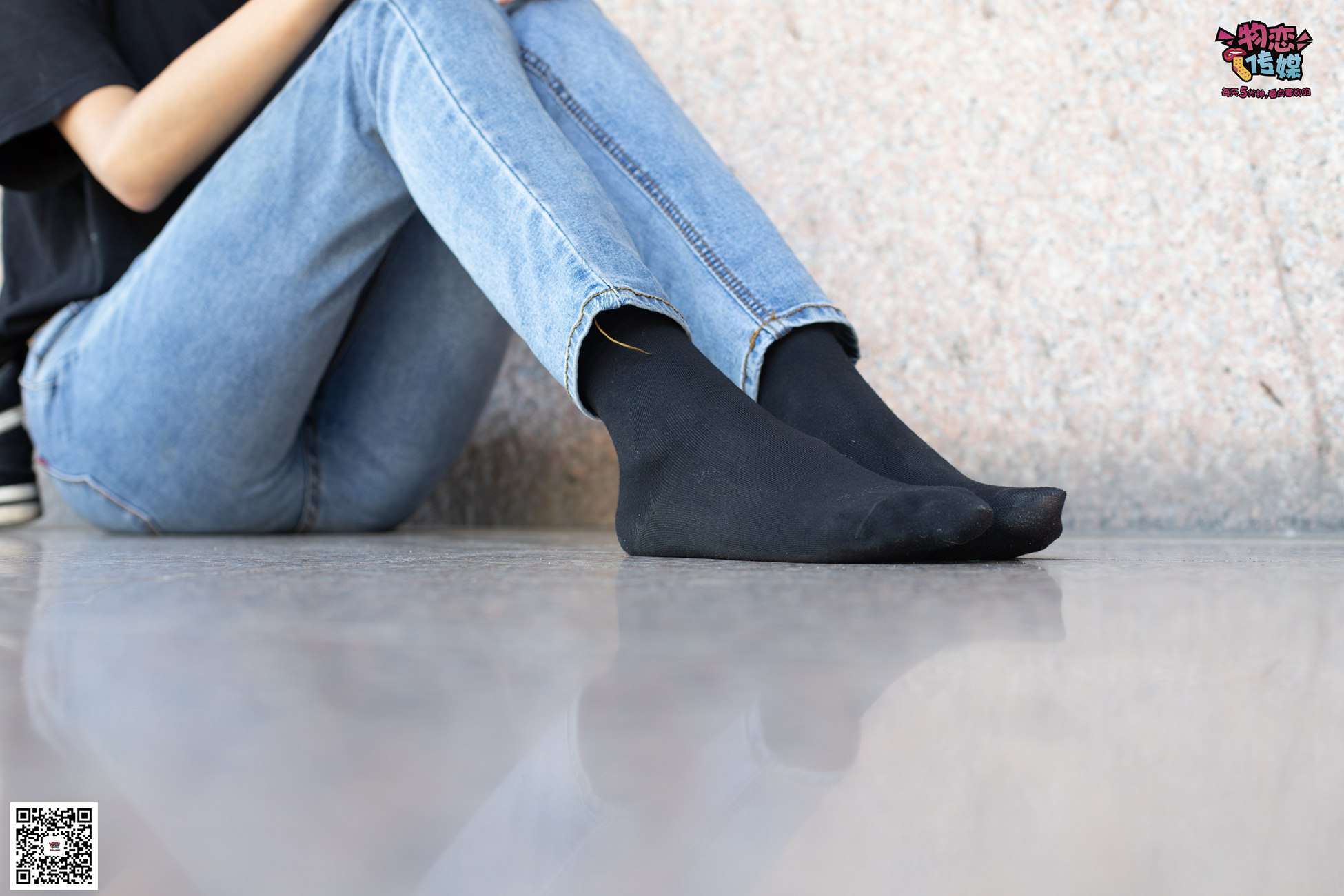 图片[35]-物恋传媒 No.047 丸子头的大眼妹,黑体恤搭配经典牛仔裤 [105P] – 速更版-美库