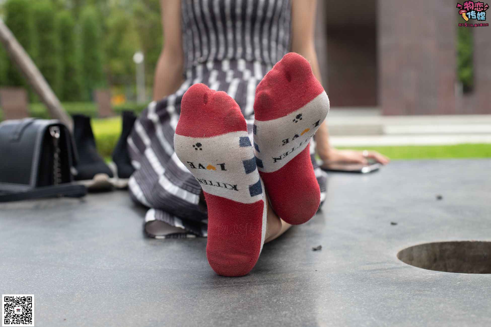 图片[33]-物恋传媒 No.048 潮不潮,先看脚,潮妹驾驭袜子鞋,街拍也要不服输~可爱小棉袜 [149P] – 速更版-美库
