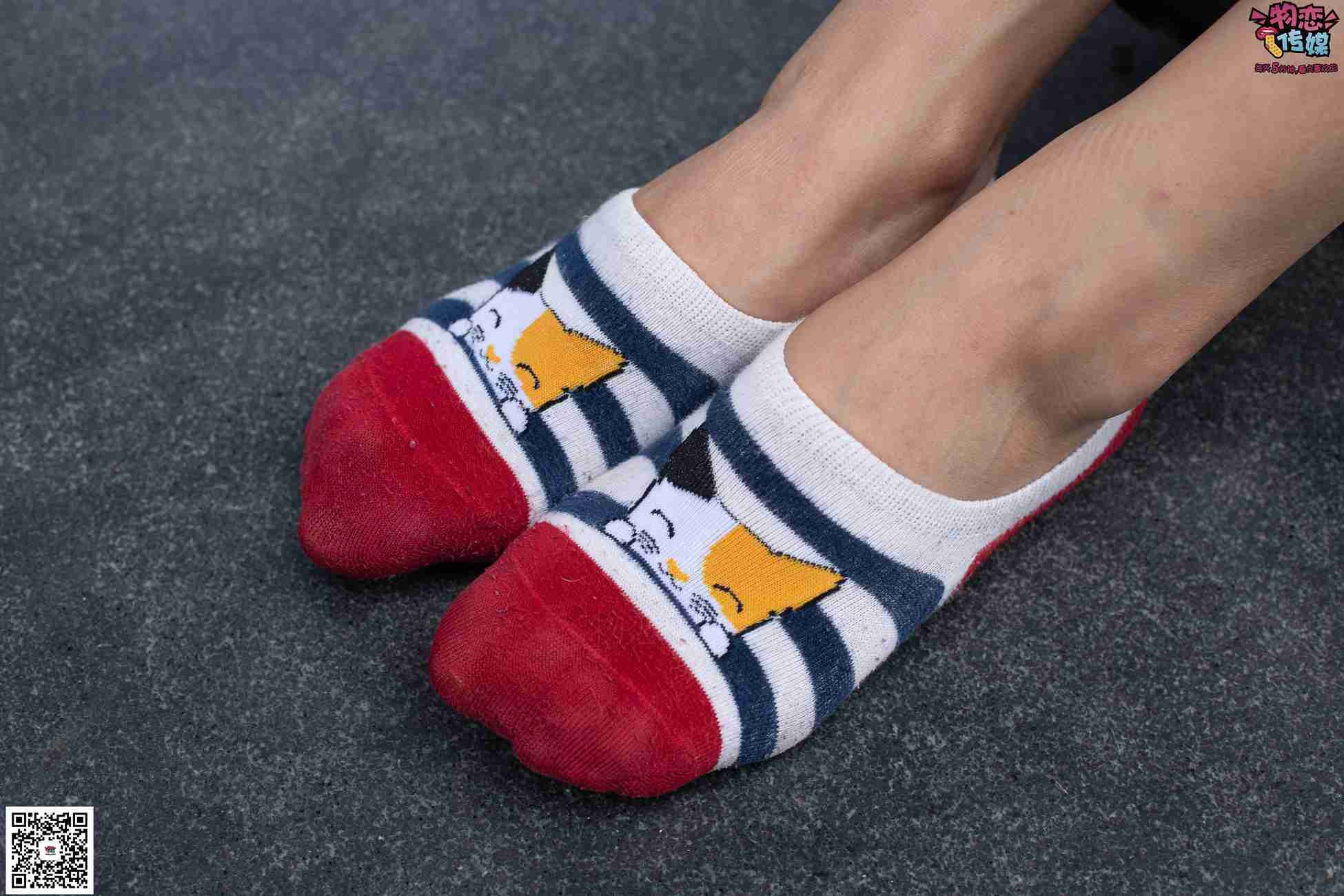 图片[37]-物恋传媒 No.048 潮不潮,先看脚,潮妹驾驭袜子鞋,街拍也要不服输~可爱小棉袜 [149P] – 速更版-美库