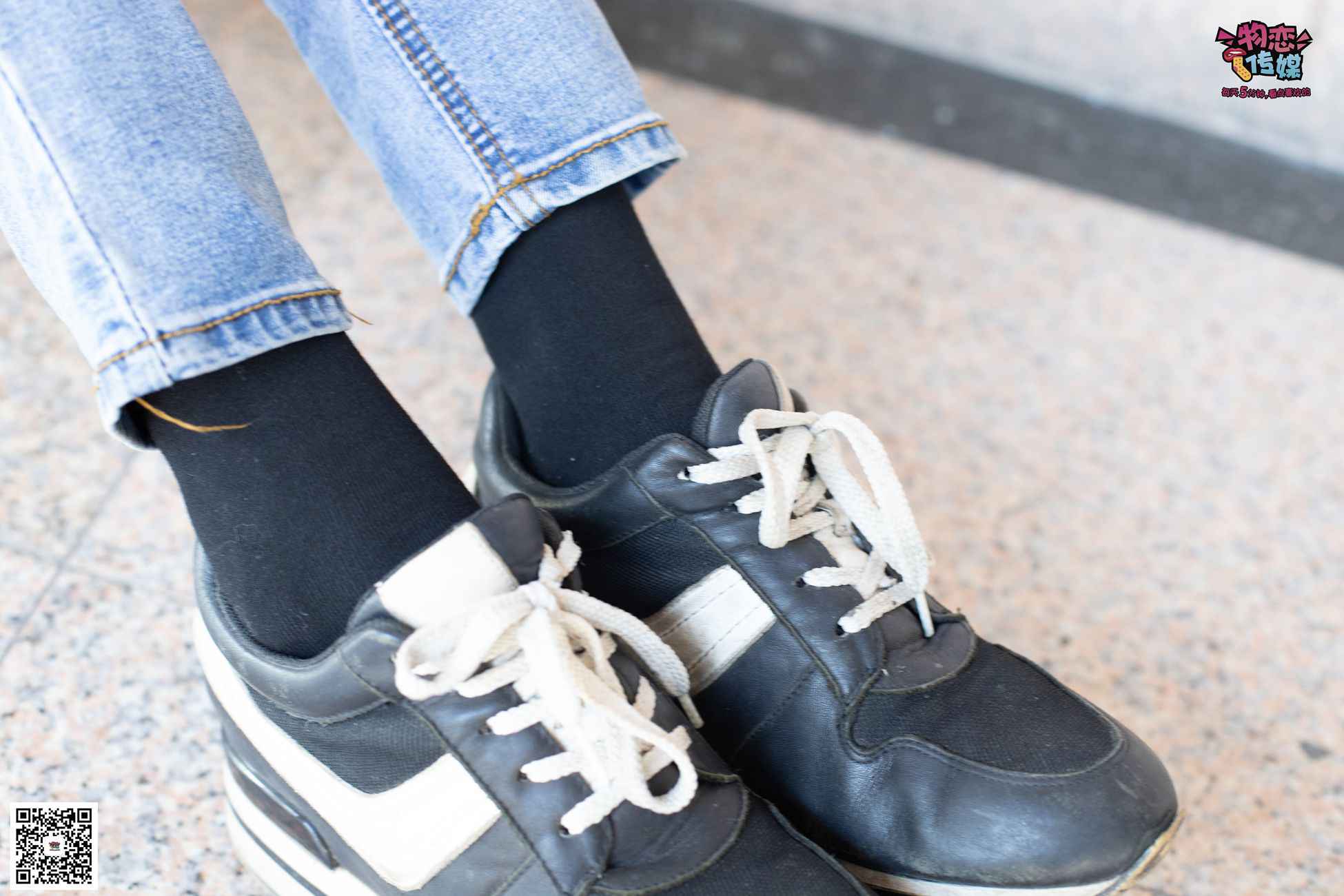 图片[52]-物恋传媒 No.047 丸子头的大眼妹,黑体恤搭配经典牛仔裤 [105P] – 速更版-美库