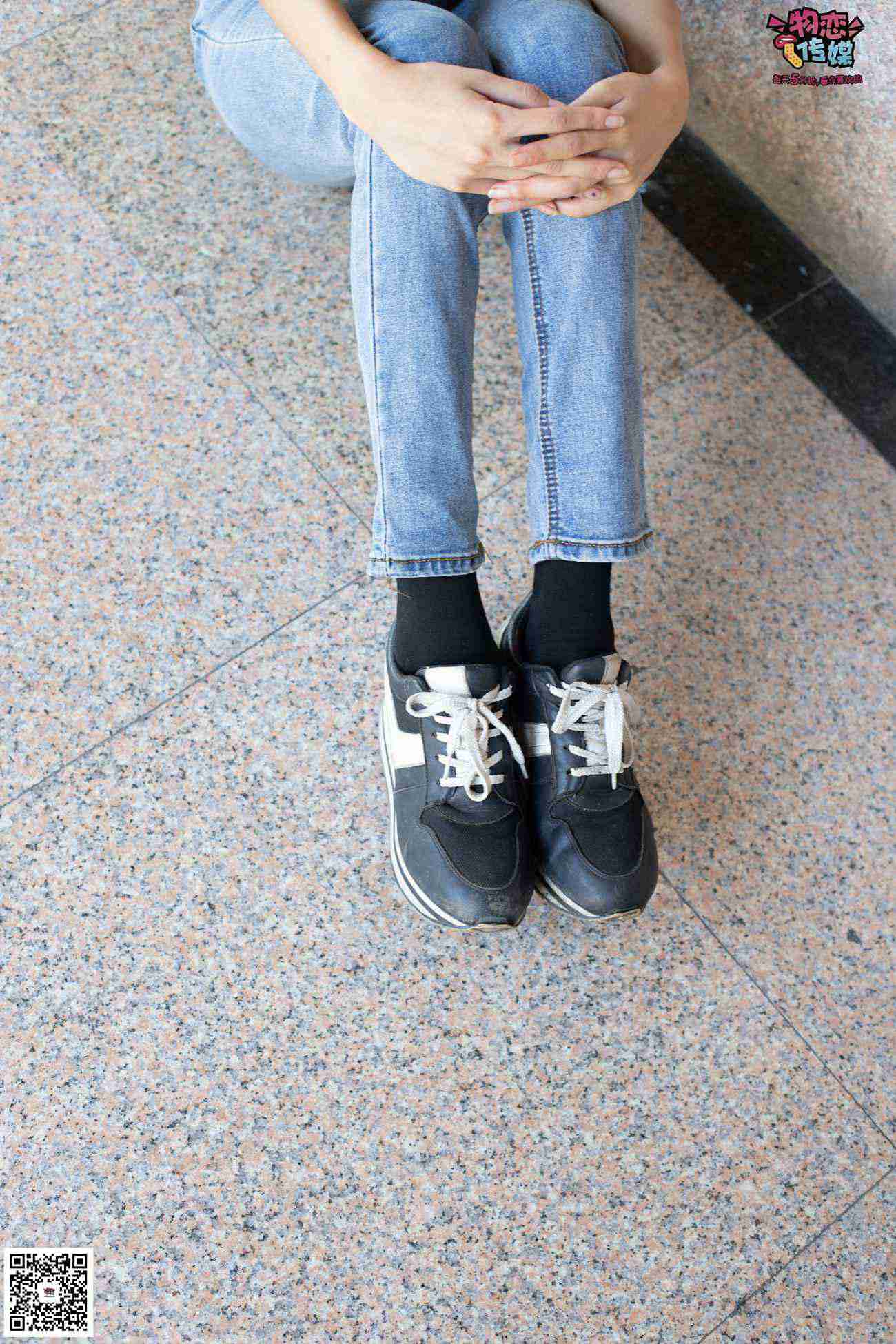 图片[54]-物恋传媒 No.047 丸子头的大眼妹,黑体恤搭配经典牛仔裤 [105P] – 速更版-美库