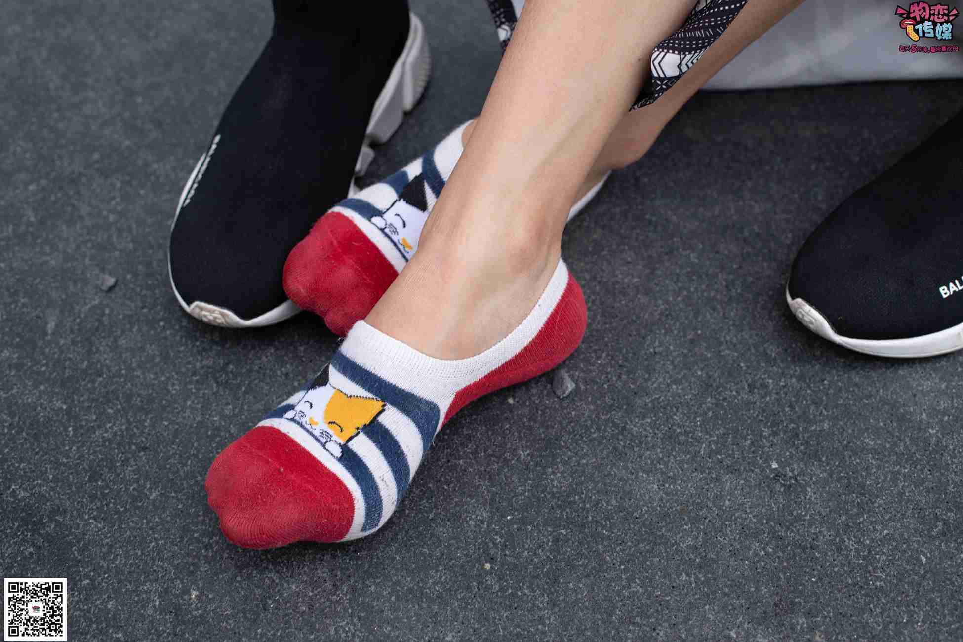 图片[47]-物恋传媒 No.048 潮不潮,先看脚,潮妹驾驭袜子鞋,街拍也要不服输~可爱小棉袜 [149P] – 速更版-美库