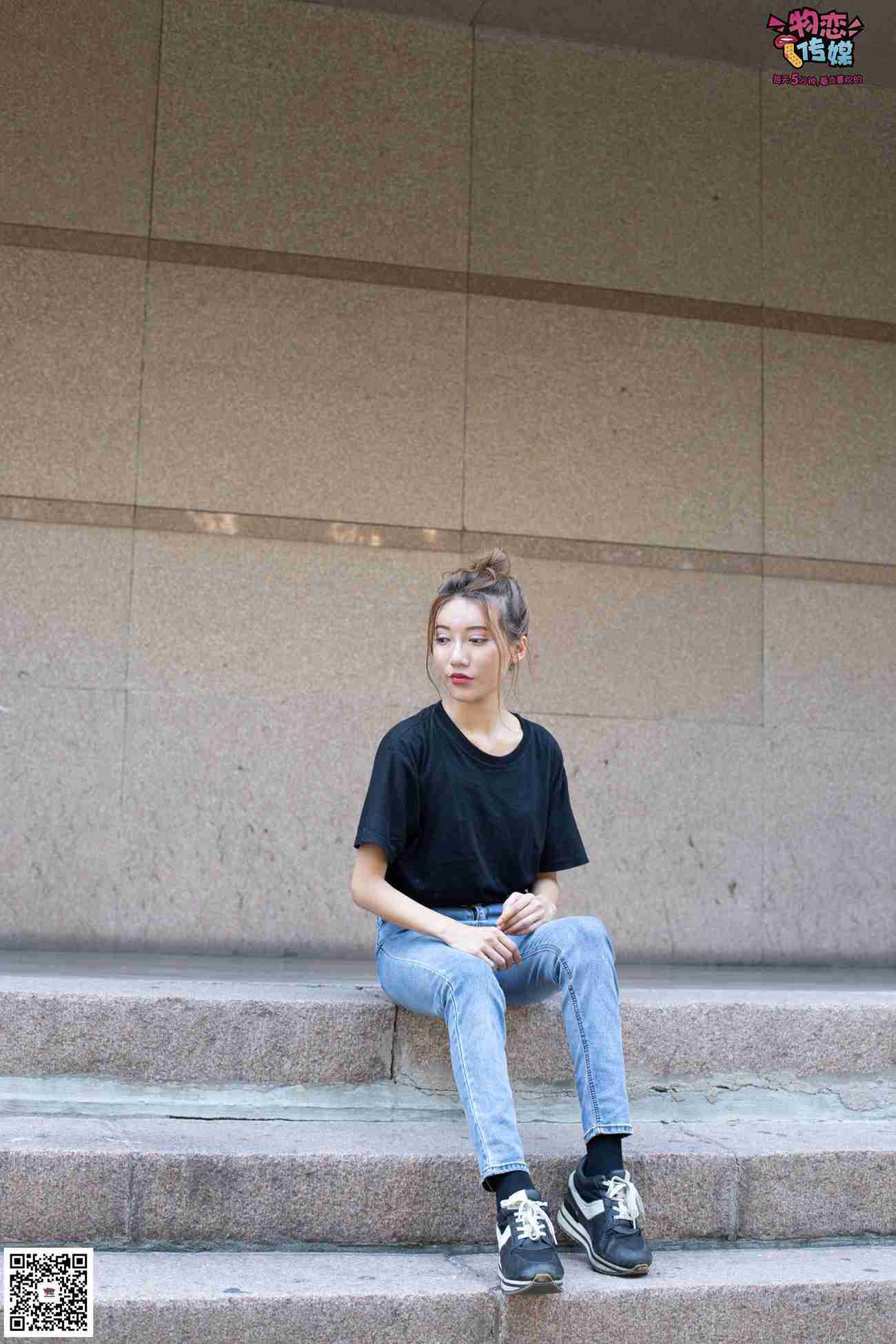 图片[72]-物恋传媒 No.047 丸子头的大眼妹,黑体恤搭配经典牛仔裤 [105P] – 速更版-美库