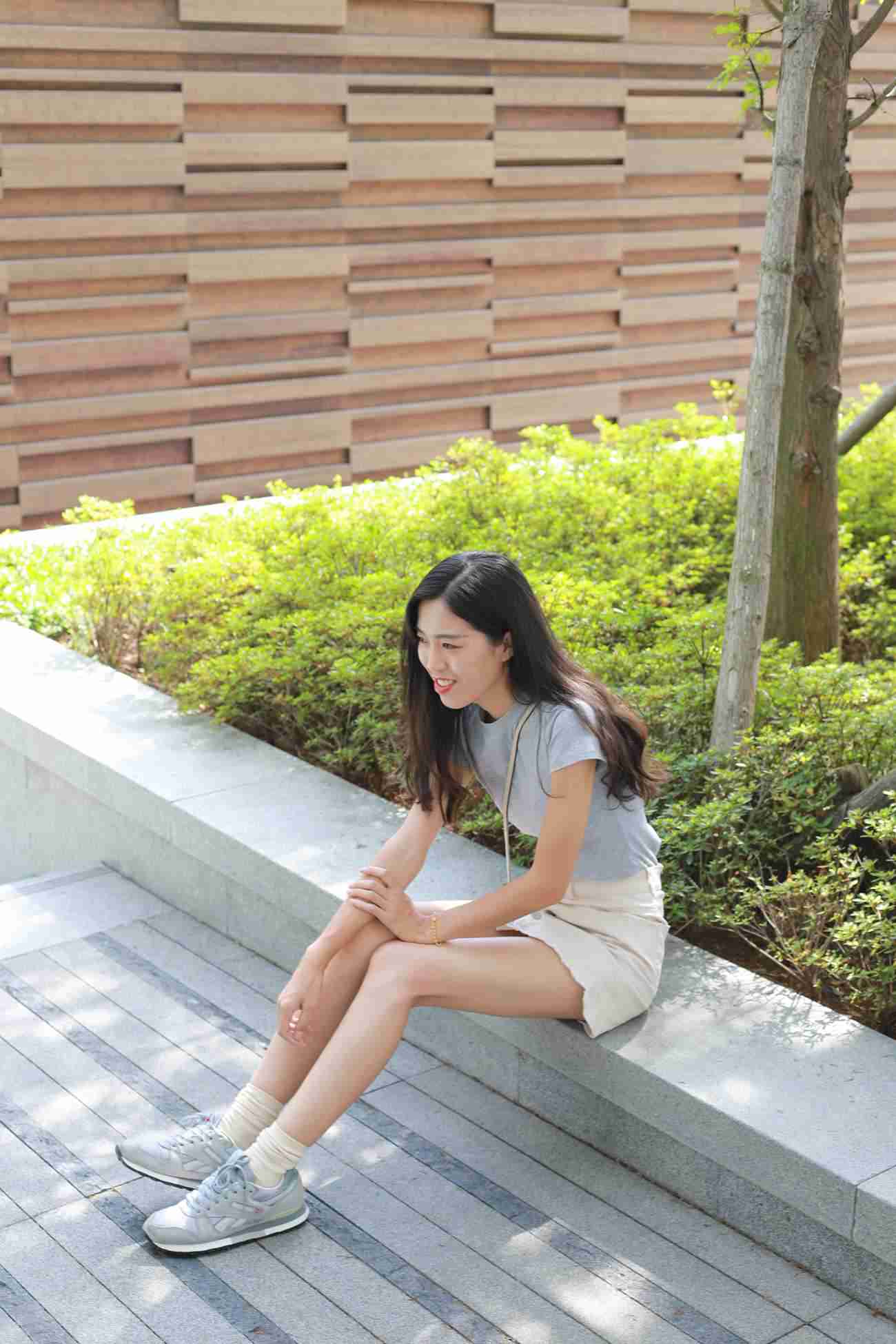 图片[39]-勿恋传媒 No.050 待我长发及腰,只为你的微笑,灰色NB配浅黄棉袜 [145P] – 速更版-美库