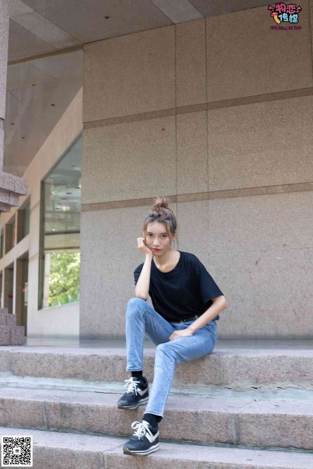 图片[75]-物恋传媒 No.047 丸子头的大眼妹,黑体恤搭配经典牛仔裤 [105P] – 速更版-美库