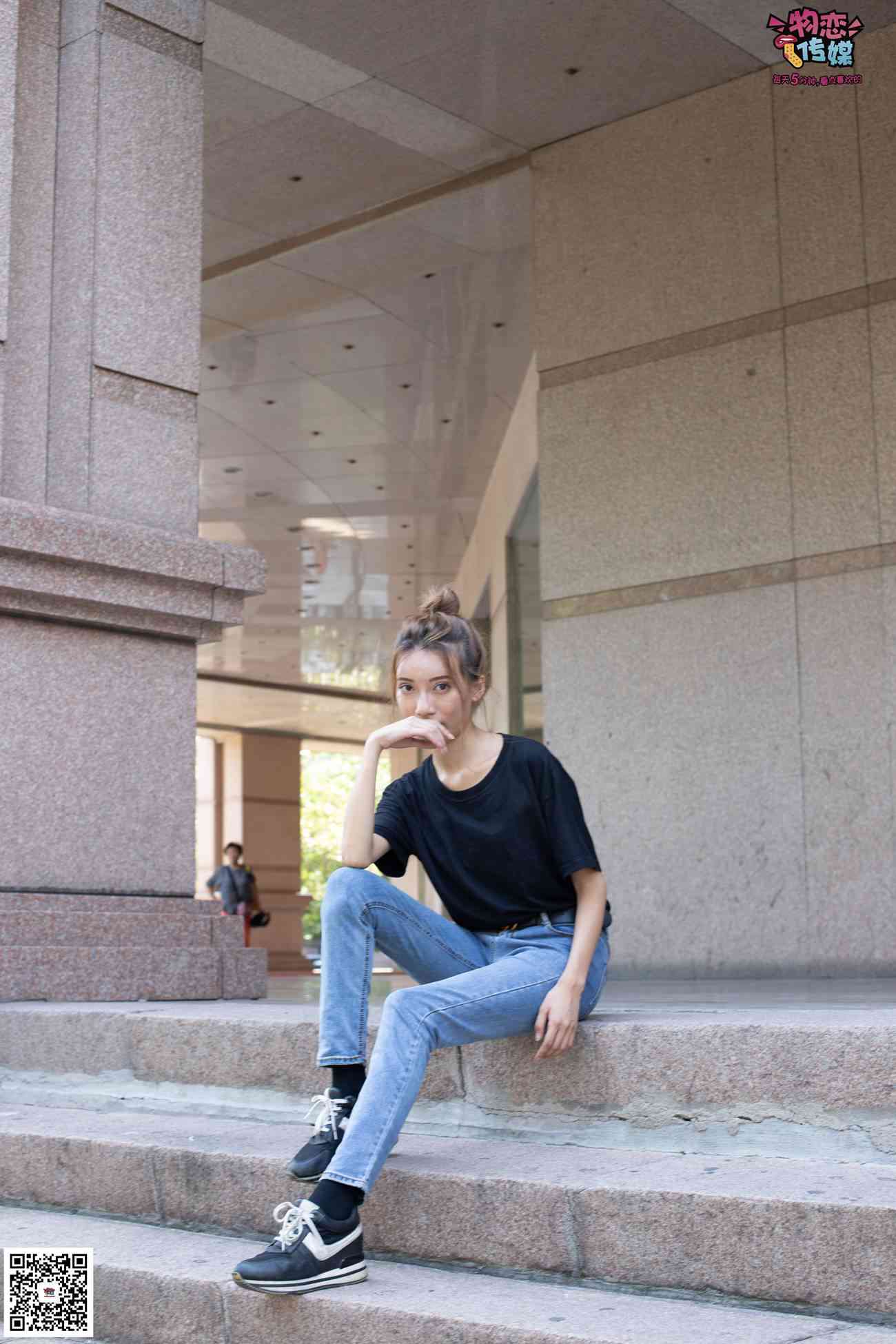 图片[79]-物恋传媒 No.047 丸子头的大眼妹,黑体恤搭配经典牛仔裤 [105P] – 速更版-美库