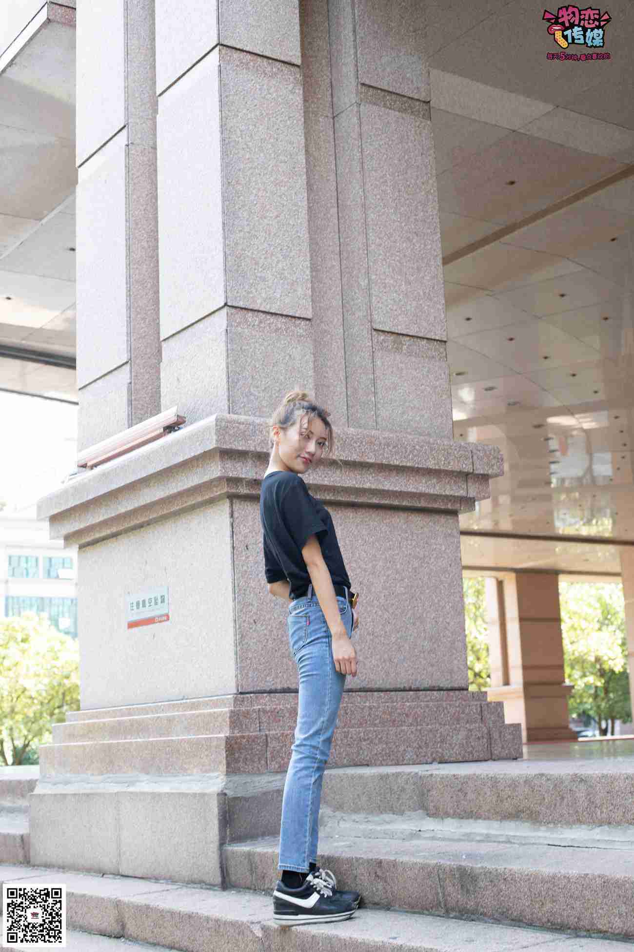 图片[83]-物恋传媒 No.047 丸子头的大眼妹,黑体恤搭配经典牛仔裤 [105P] – 速更版-美库
