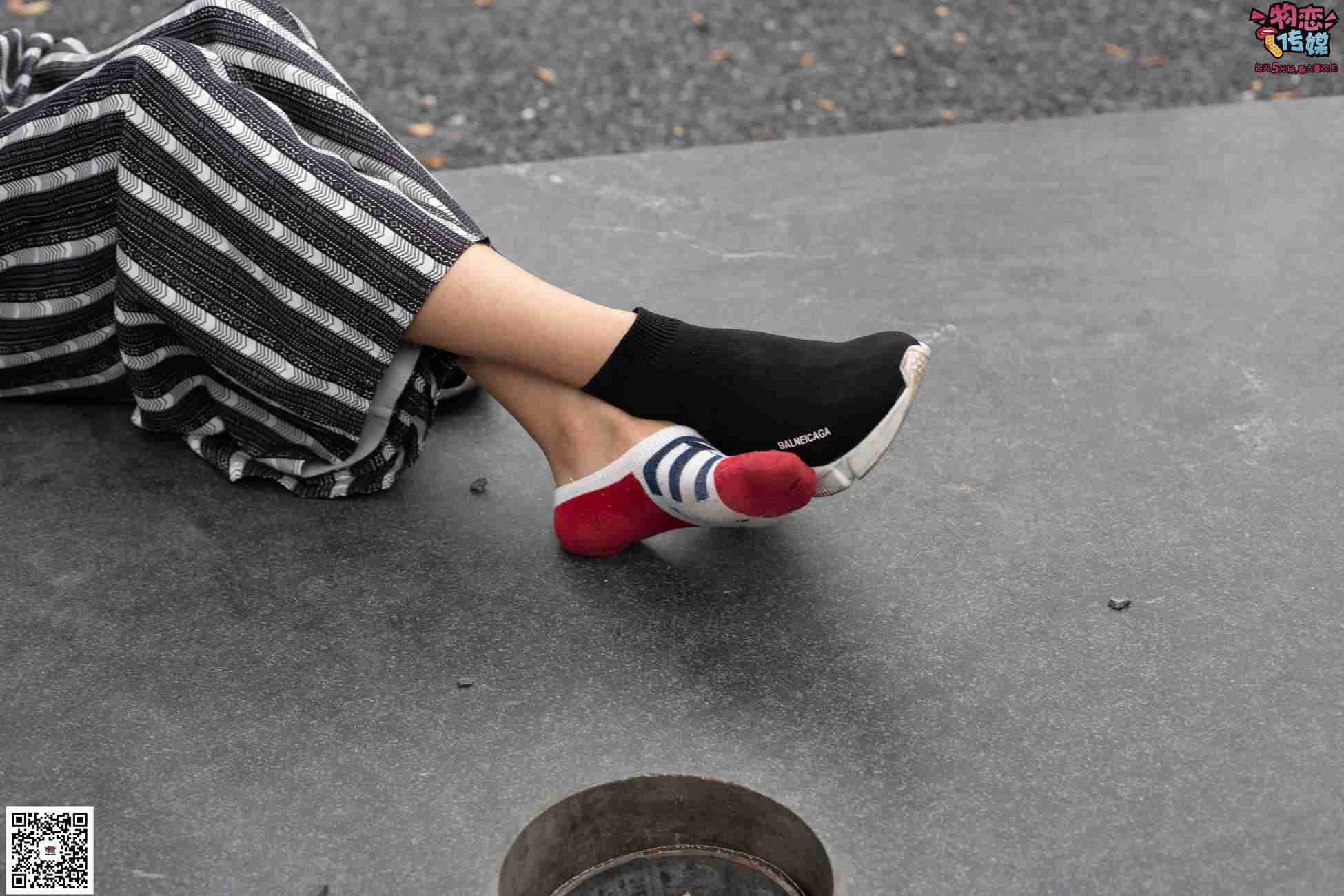 图片[69]-物恋传媒 No.048 潮不潮,先看脚,潮妹驾驭袜子鞋,街拍也要不服输~可爱小棉袜 [149P] – 速更版-美库