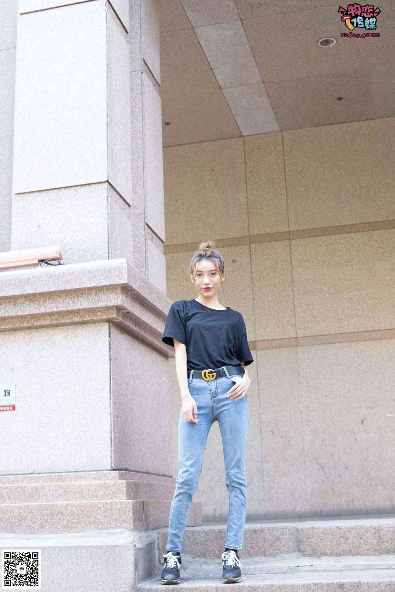 图片[86]-物恋传媒 No.047 丸子头的大眼妹,黑体恤搭配经典牛仔裤 [105P] – 速更版-美库