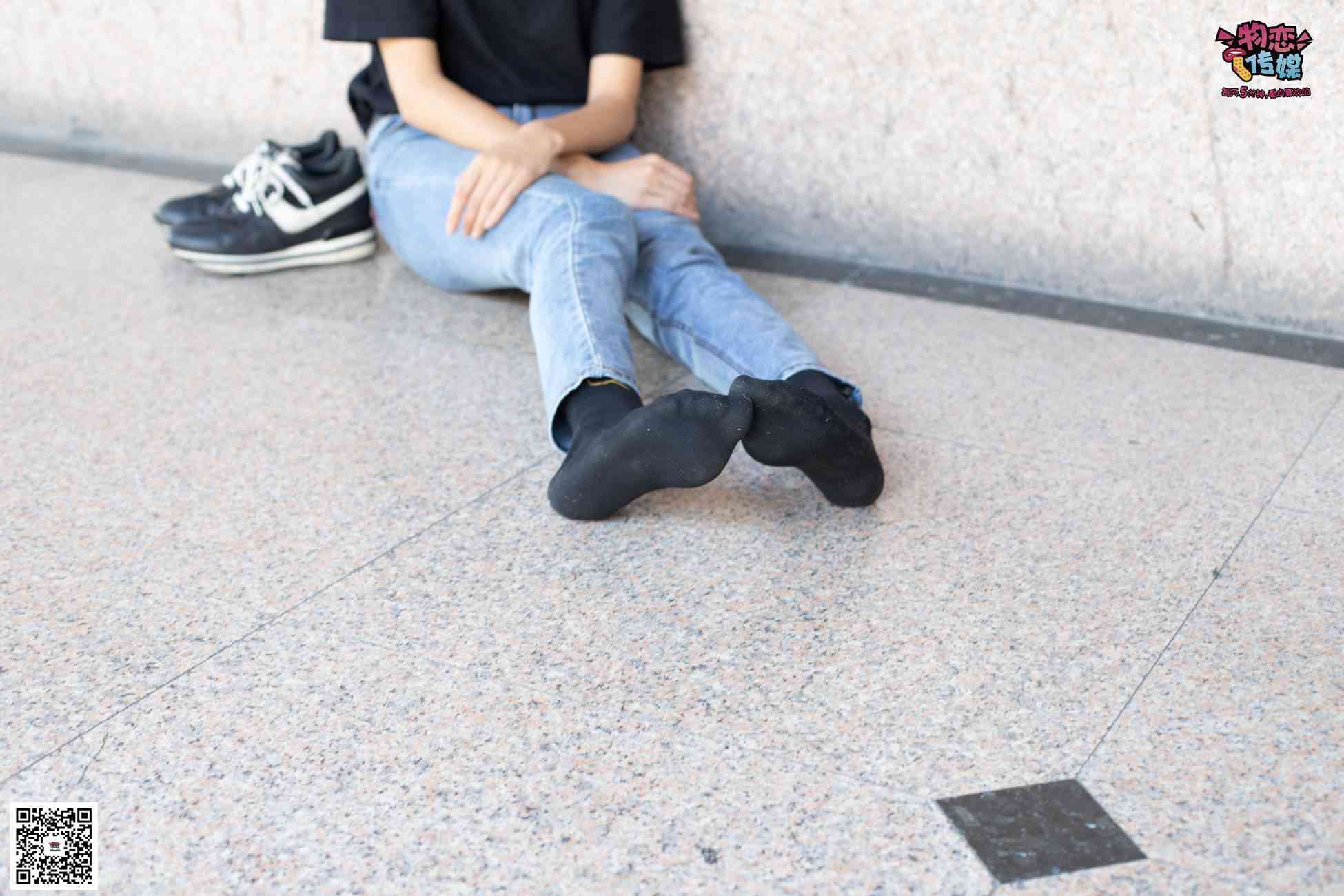 图片[97]-物恋传媒 No.047 丸子头的大眼妹,黑体恤搭配经典牛仔裤 [105P] – 速更版-美库