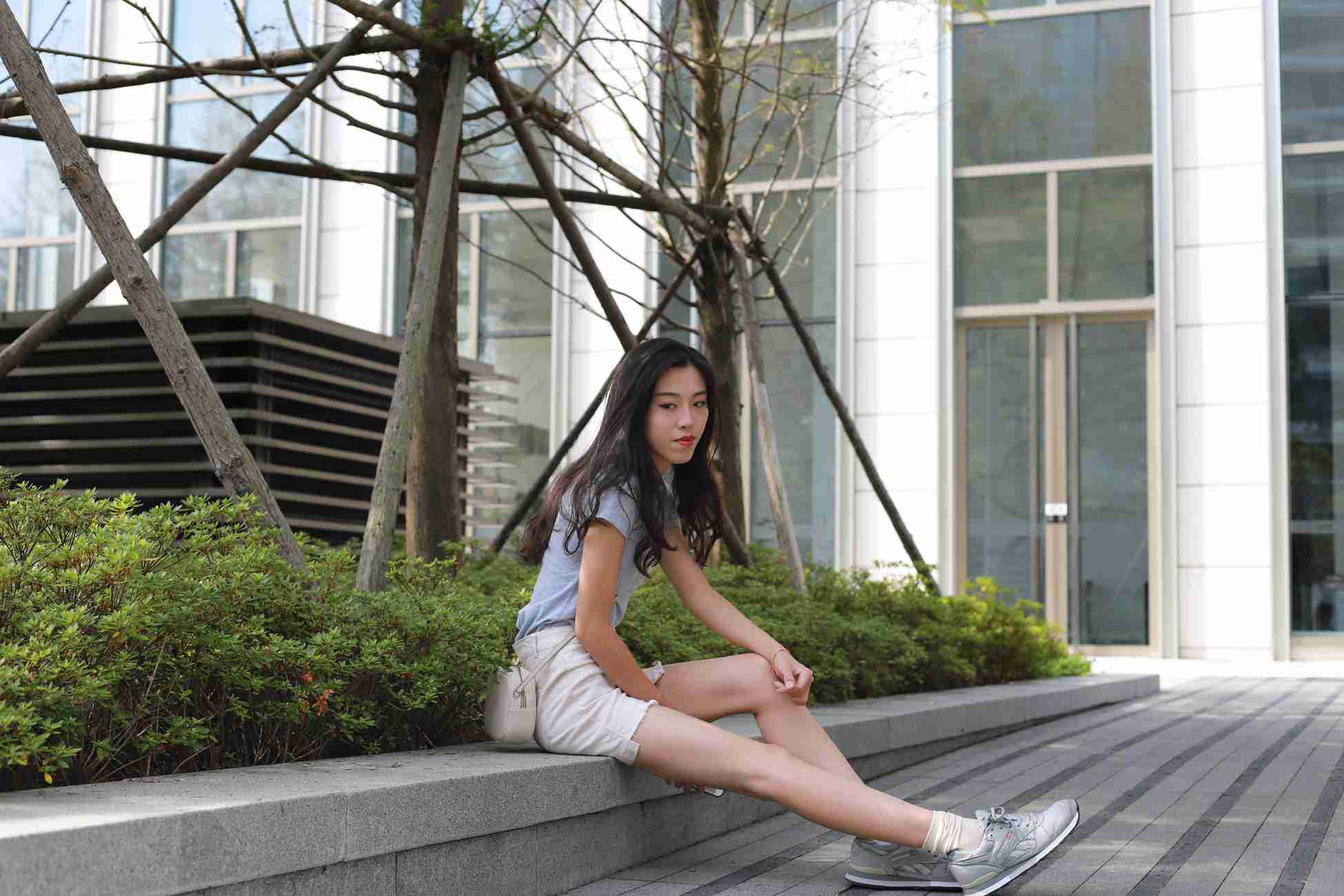 图片[56]-勿恋传媒 No.050 待我长发及腰,只为你的微笑,灰色NB配浅黄棉袜 [145P] – 速更版-美库