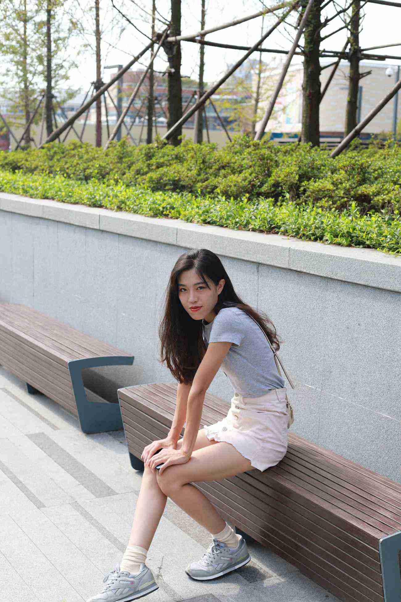 图片[66]-勿恋传媒 No.050 待我长发及腰,只为你的微笑,灰色NB配浅黄棉袜 [145P] – 速更版-美库