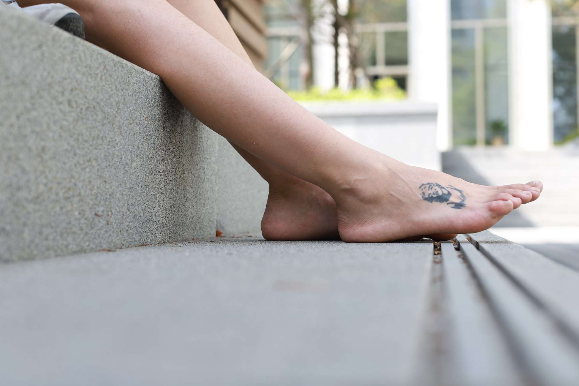 图片[85]-勿恋传媒 No.050 待我长发及腰,只为你的微笑,灰色NB配浅黄棉袜 [145P] – 速更版-美库