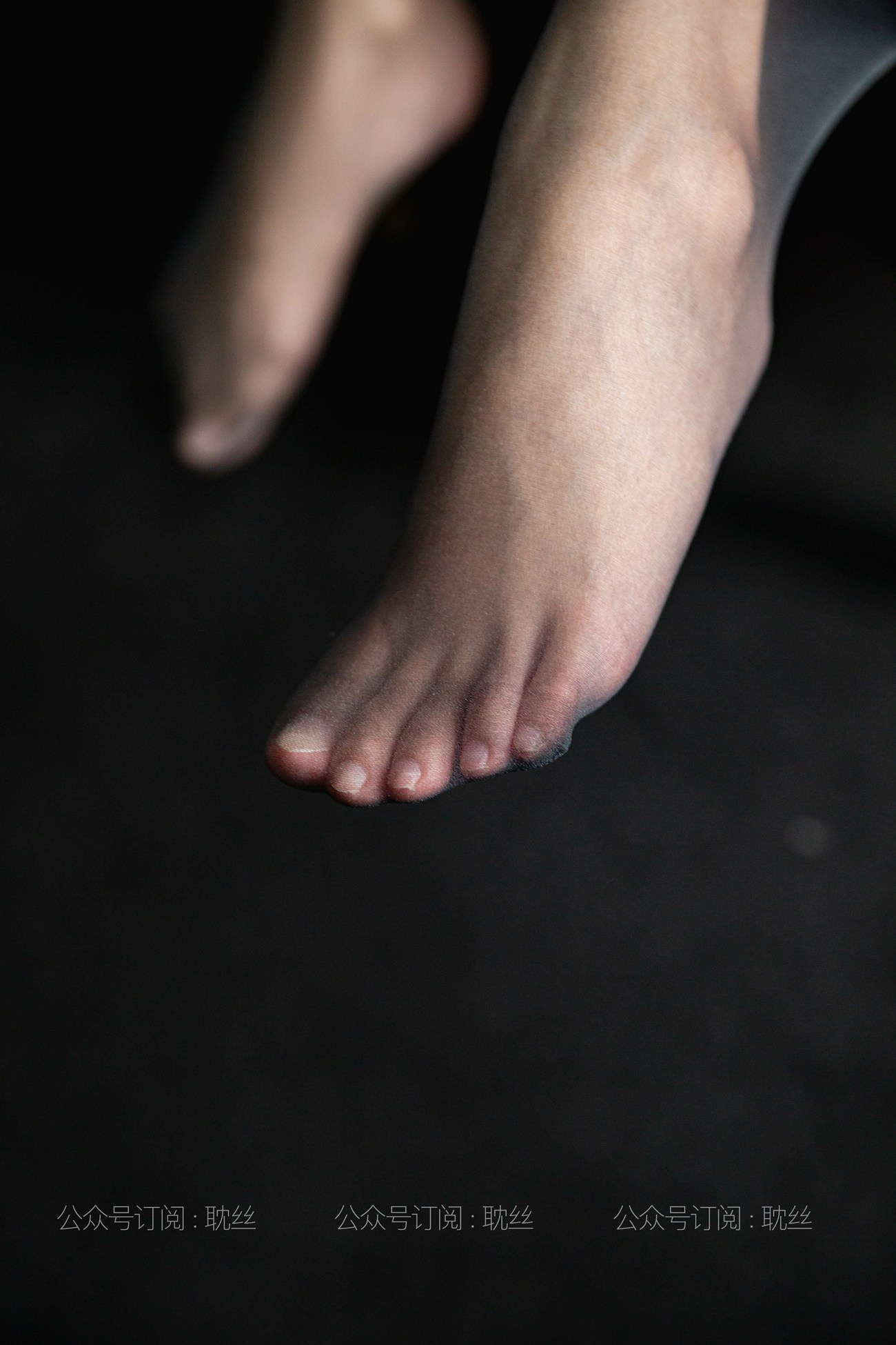 图片[34]-[IESS异思趣向] 耽丝 210407 黑色职业装的婉苹 [87P] – 速更版-美库