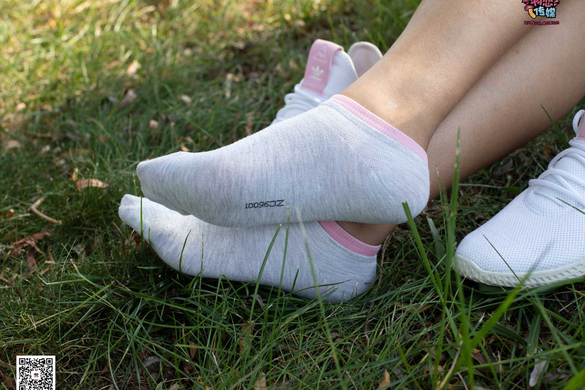 图片[34]-物恋传媒 No.054 学妹和你囧架架 [146P] – 速更版-美库