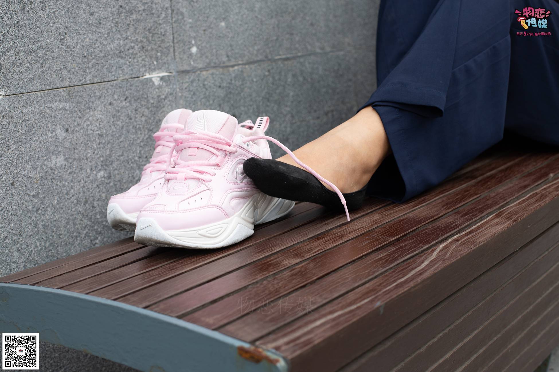 图片[42]-物恋传媒 No.053 些许肉感，很多性感~粉色小跑鞋配黑色船袜 [124P] – 速更版-美库