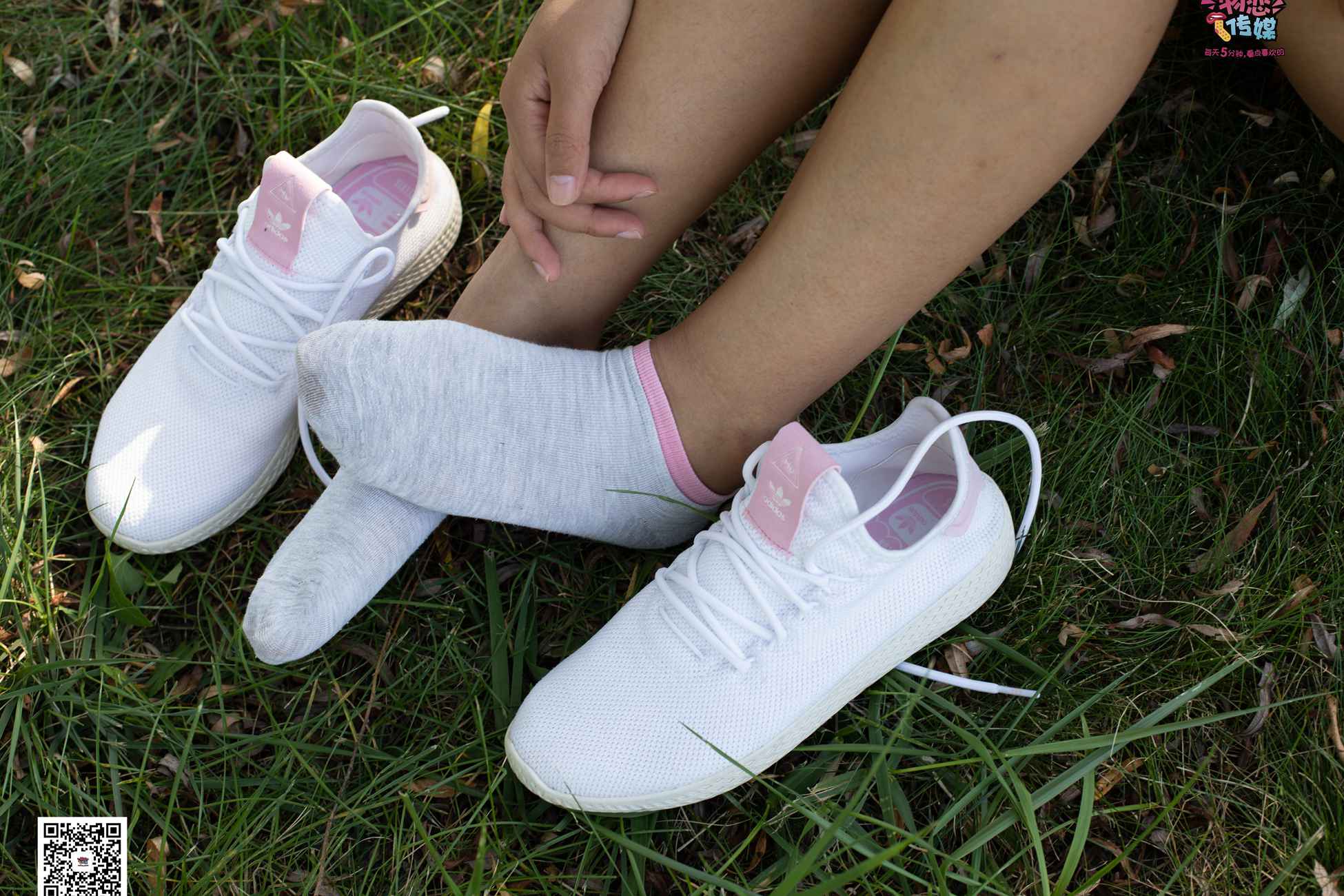 图片[50]-物恋传媒 No.054 学妹和你囧架架 [146P] – 速更版-美库