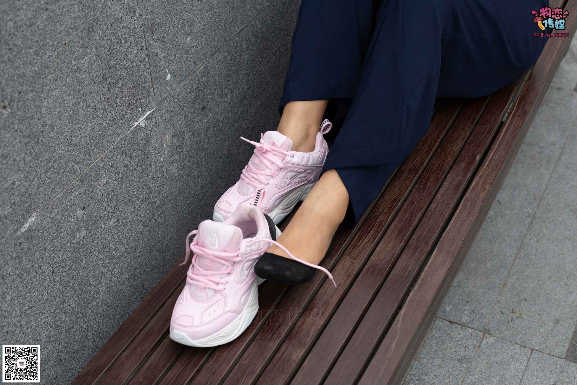 图片[58]-物恋传媒 No.053 些许肉感，很多性感~粉色小跑鞋配黑色船袜 [124P] – 速更版-美库