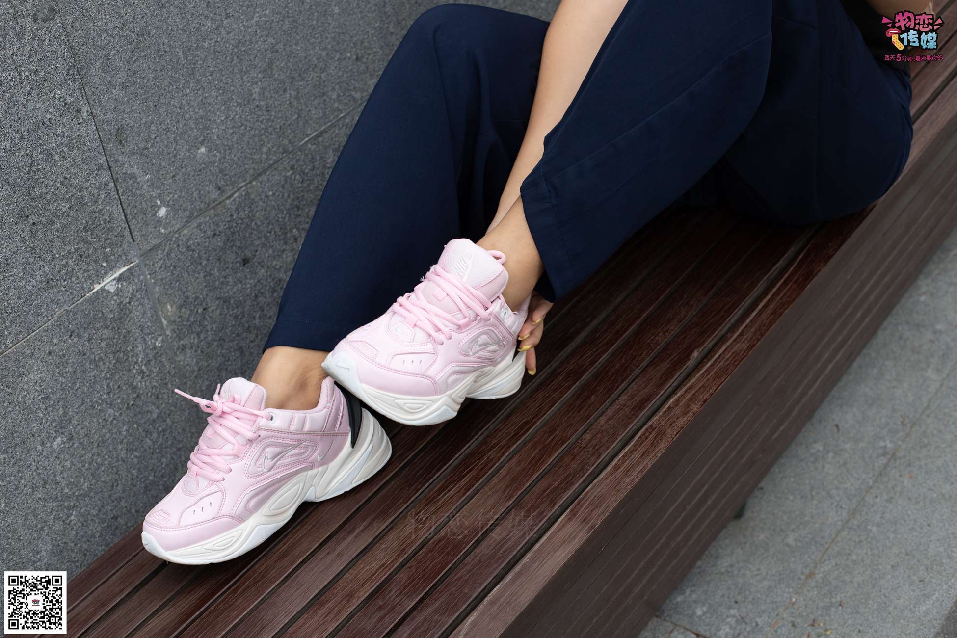 图片[64]-物恋传媒 No.053 些许肉感，很多性感~粉色小跑鞋配黑色船袜 [124P] – 速更版-美库