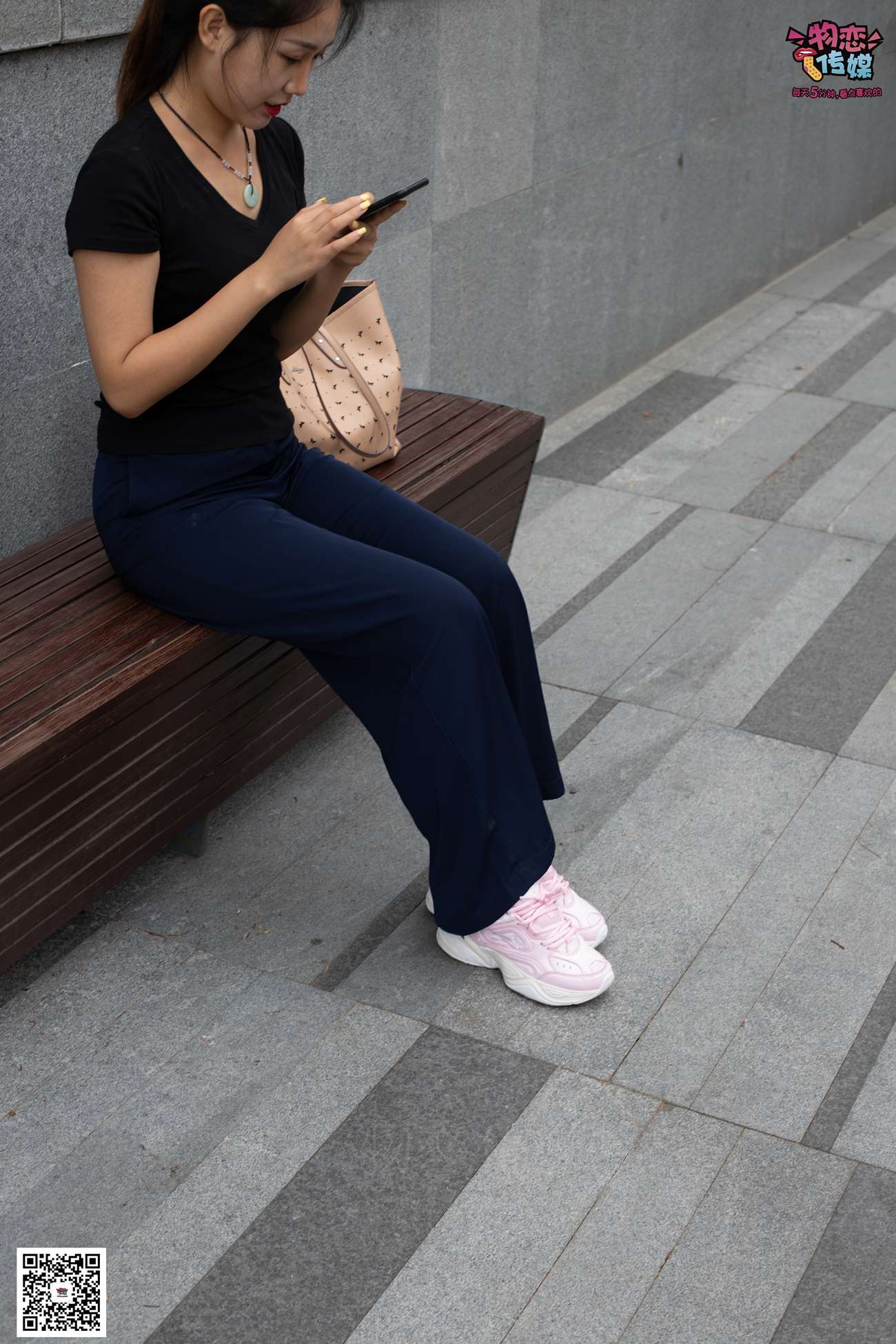 图片[75]-物恋传媒 No.053 些许肉感，很多性感~粉色小跑鞋配黑色船袜 [124P] – 速更版-美库