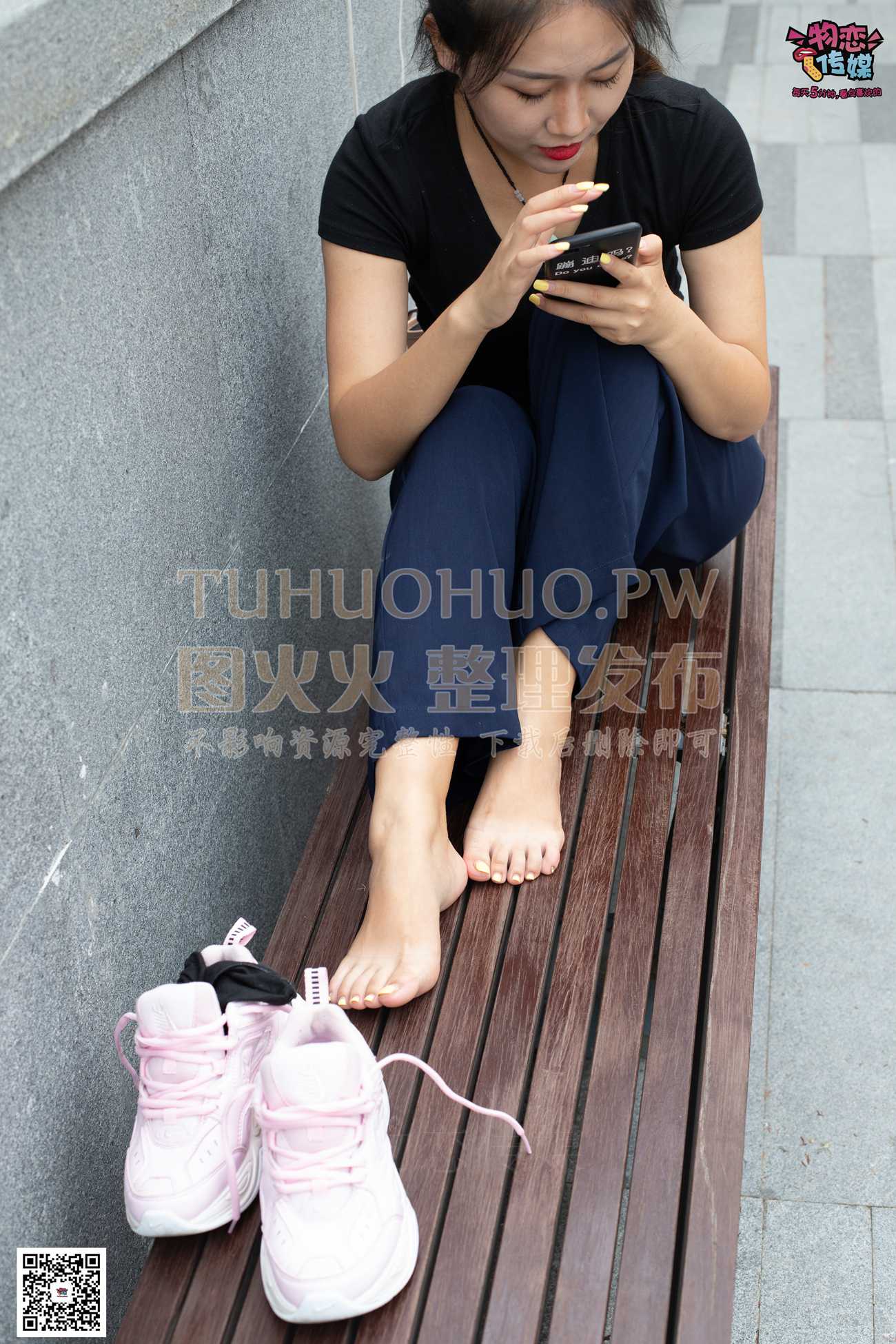 图片[119]-物恋传媒 No.053 些许肉感，很多性感~粉色小跑鞋配黑色船袜 [124P] – 速更版-美库