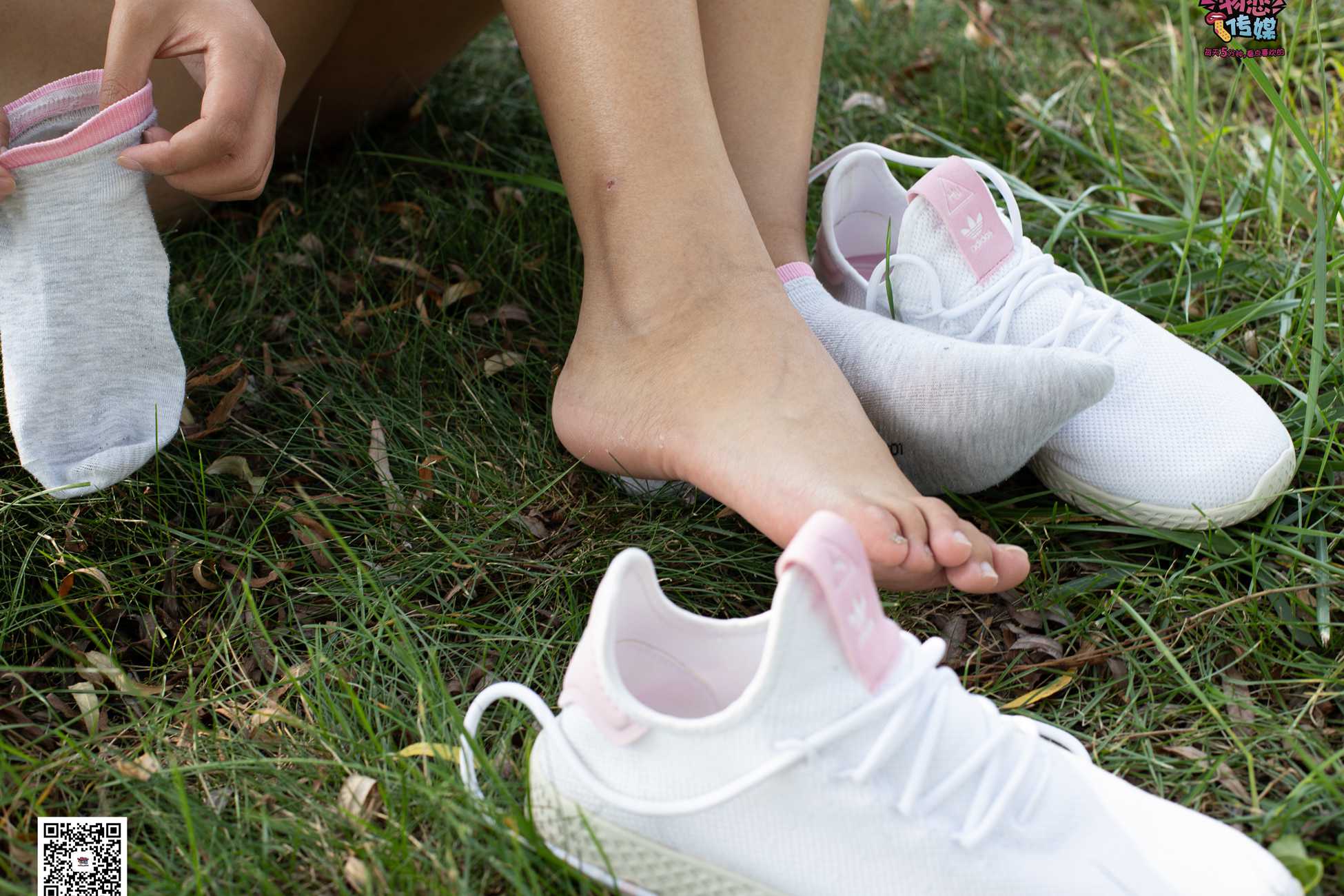 图片[144]-物恋传媒 No.054 学妹和你囧架架 [146P] – 速更版-美库