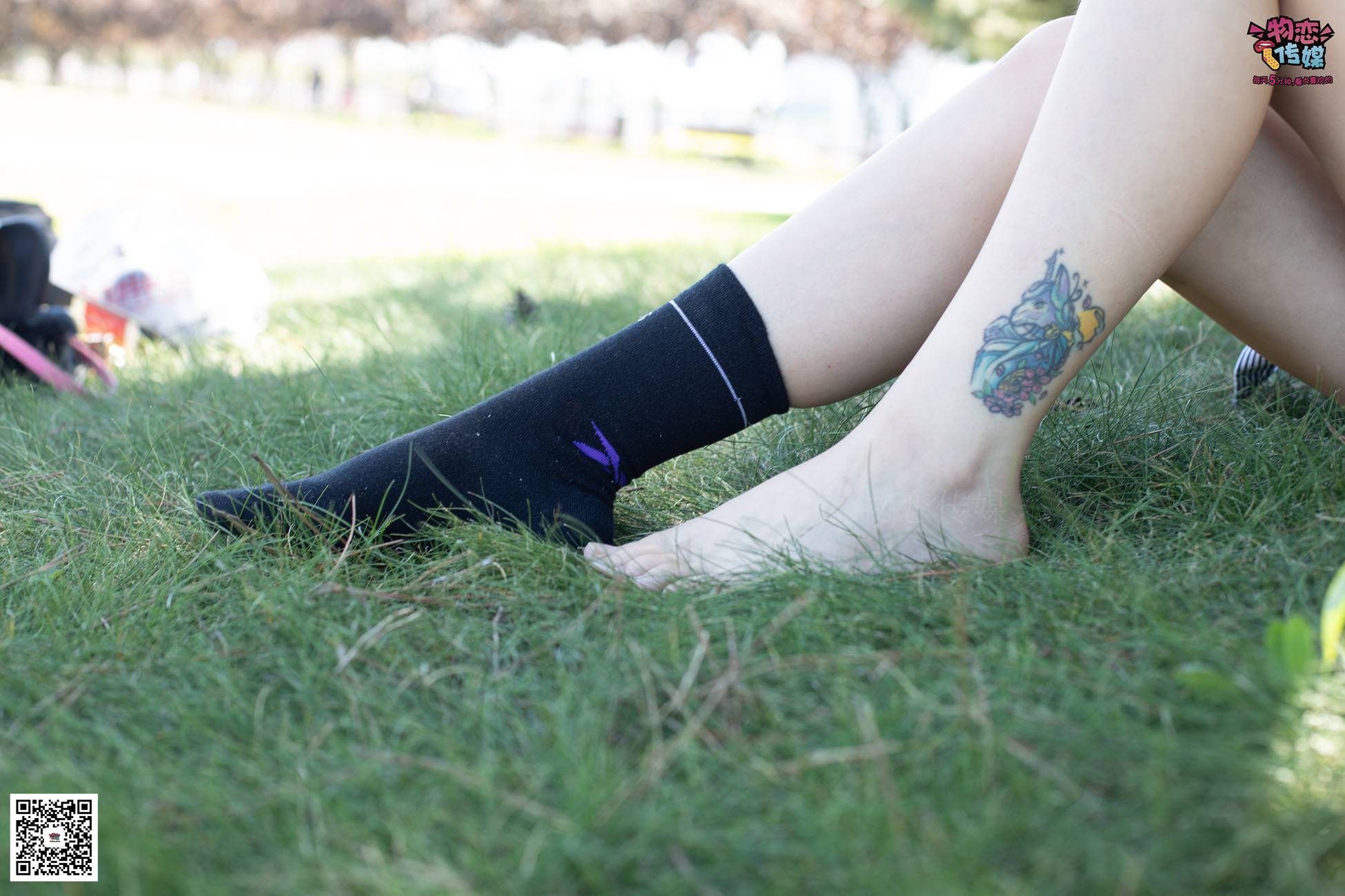 图片[21]-物恋传媒 No.056 眼神犀利,表情高冷小姐姐的深蓝色棉袜 [160P] – 速更版-美库