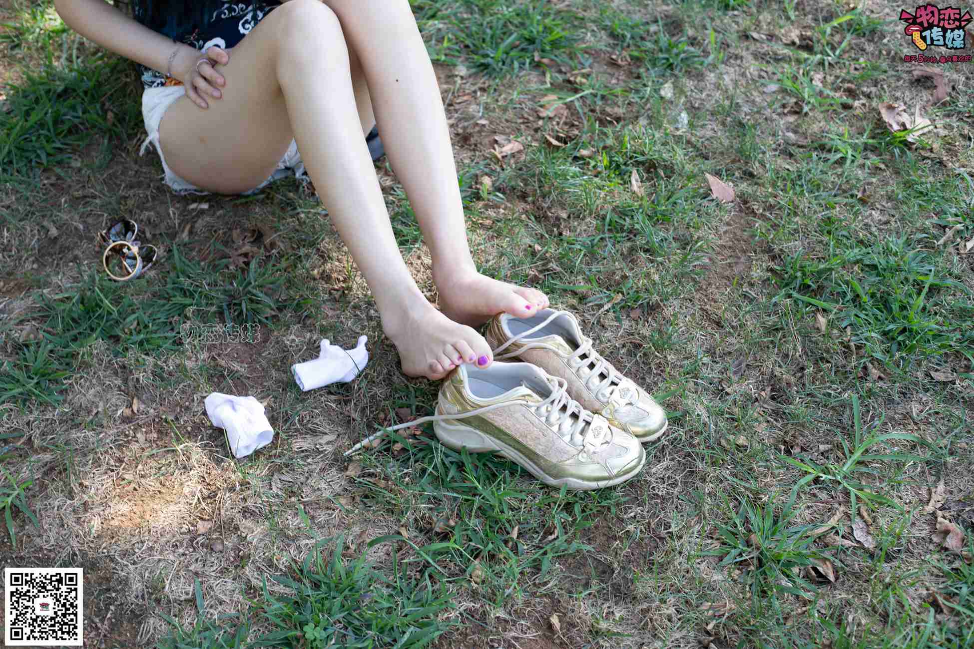 图片[26]-物恋传媒 No.057 摇滚重金属,狂野的温柔,纯情的安踏白棉袜 [190P] – 速更版-美库