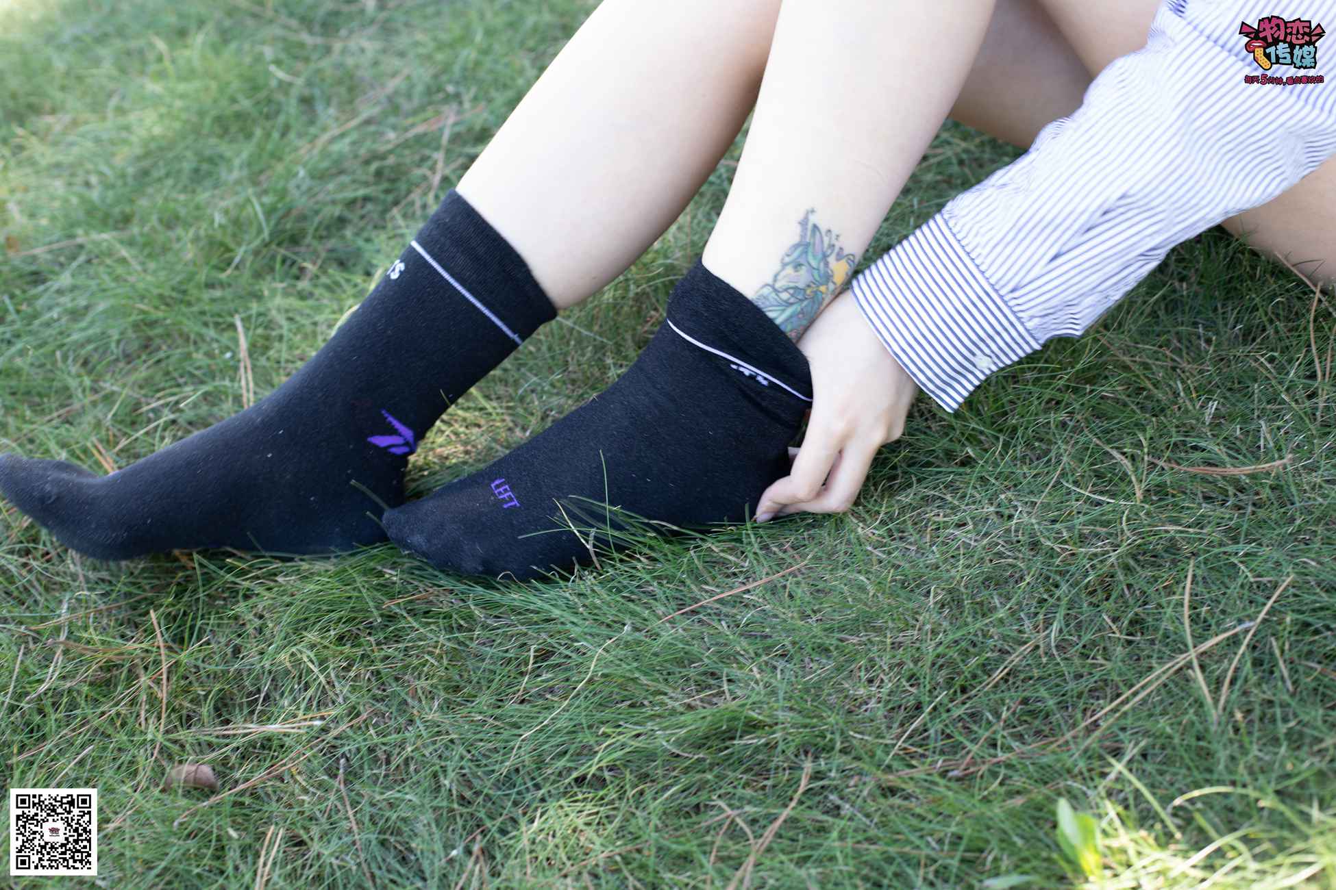 图片[29]-物恋传媒 No.056 眼神犀利,表情高冷小姐姐的深蓝色棉袜 [160P] – 速更版-美库