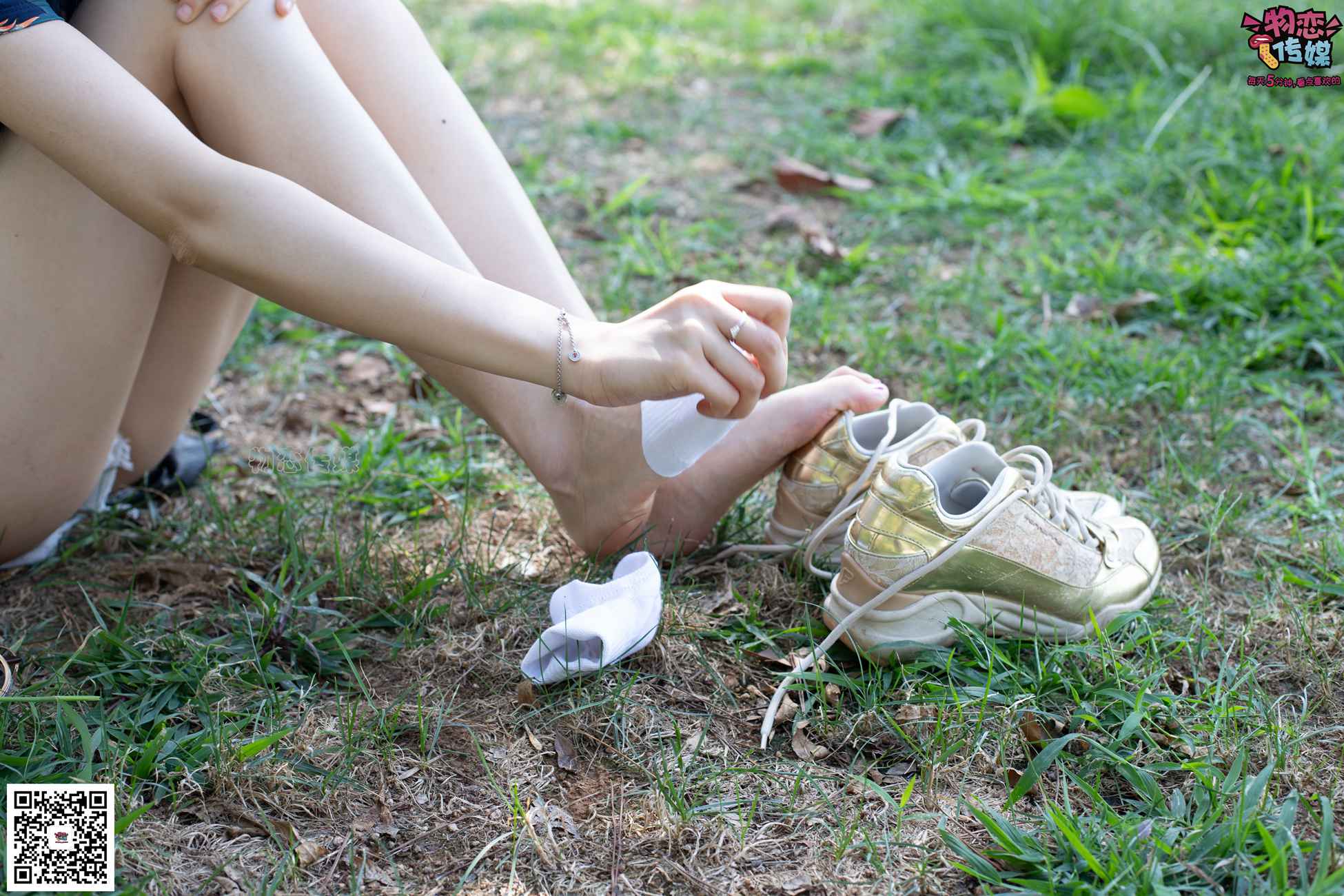 图片[30]-物恋传媒 No.057 摇滚重金属,狂野的温柔,纯情的安踏白棉袜 [190P] – 速更版-美库