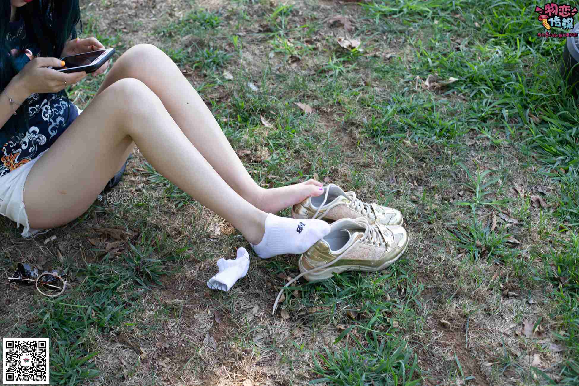 图片[37]-物恋传媒 No.057 摇滚重金属,狂野的温柔,纯情的安踏白棉袜 [190P] – 速更版-美库