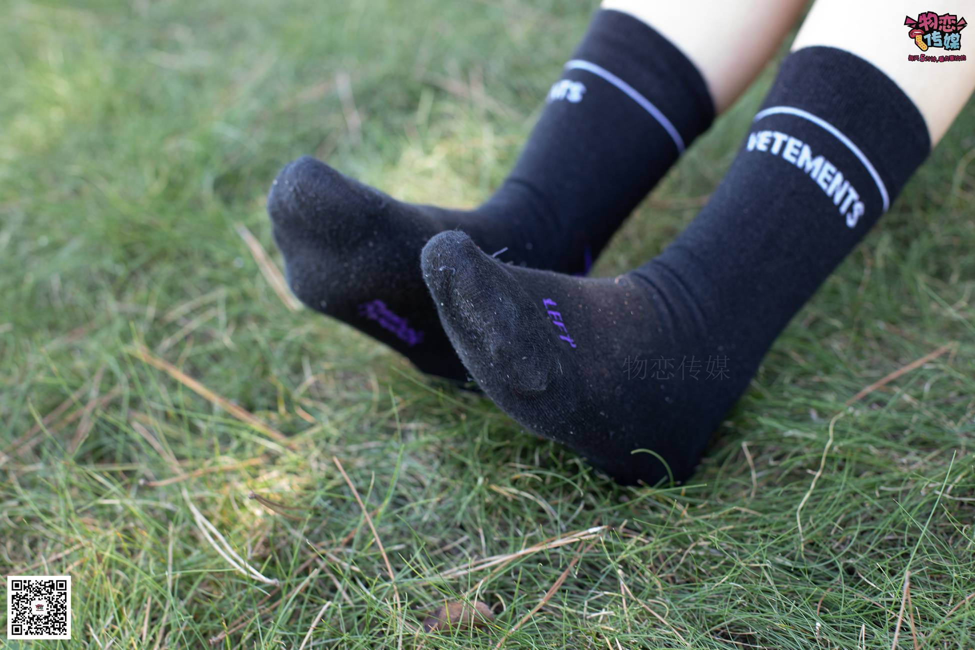 图片[42]-物恋传媒 No.056 眼神犀利,表情高冷小姐姐的深蓝色棉袜 [160P] – 速更版-美库