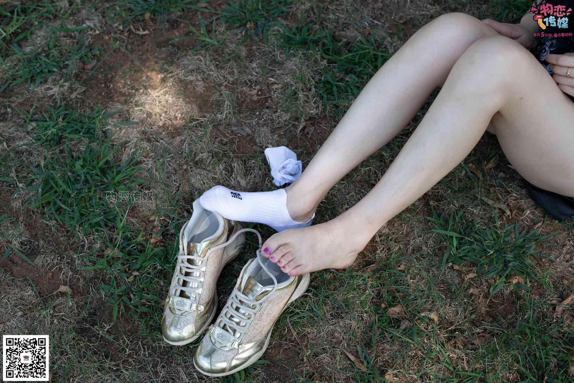 图片[45]-物恋传媒 No.057 摇滚重金属,狂野的温柔,纯情的安踏白棉袜 [190P] – 速更版-美库