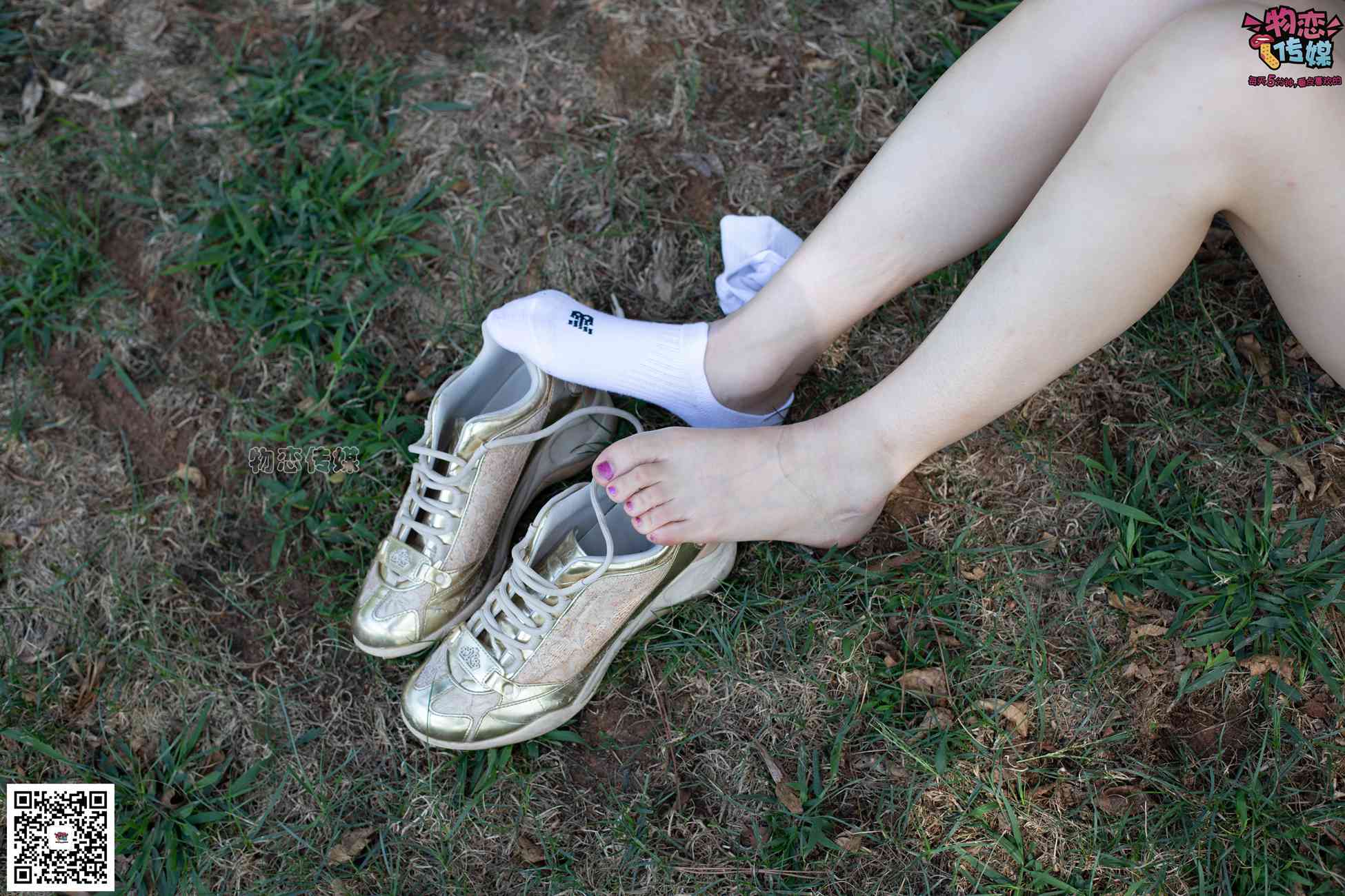 图片[46]-物恋传媒 No.057 摇滚重金属,狂野的温柔,纯情的安踏白棉袜 [190P] – 速更版-美库