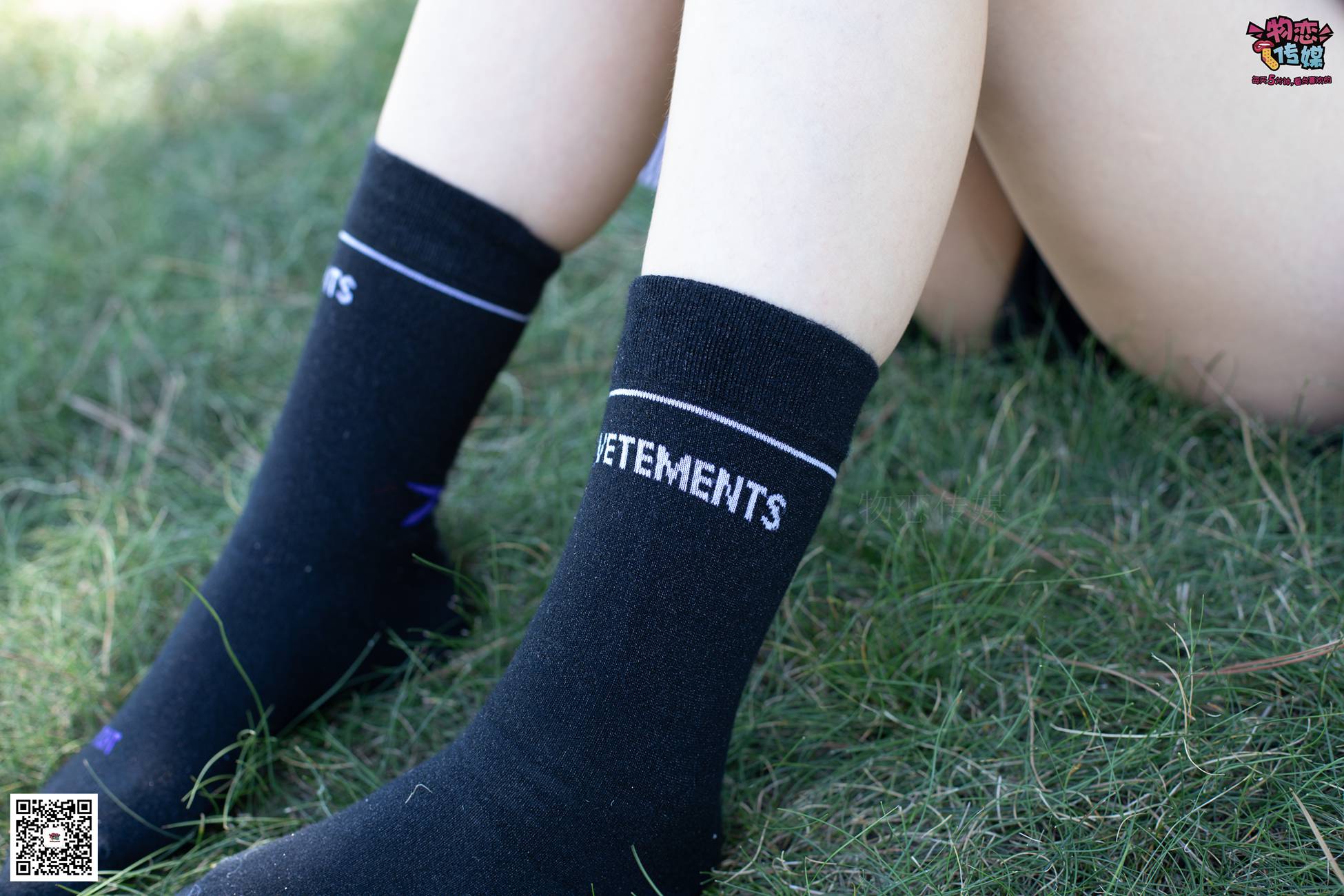 图片[46]-物恋传媒 No.056 眼神犀利,表情高冷小姐姐的深蓝色棉袜 [160P] – 速更版-美库