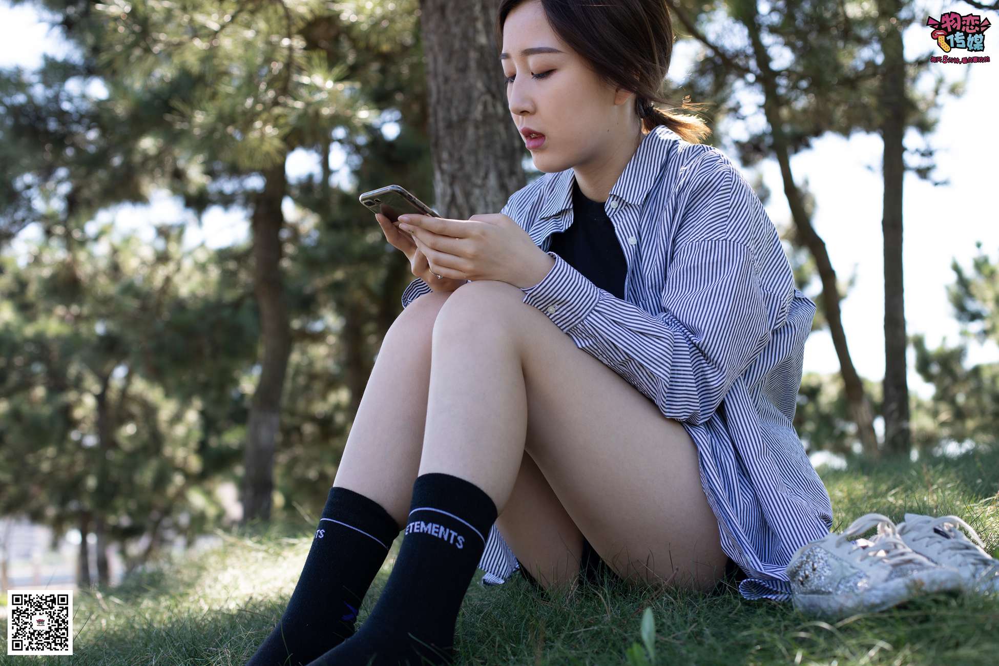 图片[52]-物恋传媒 No.056 眼神犀利,表情高冷小姐姐的深蓝色棉袜 [160P] – 速更版-美库