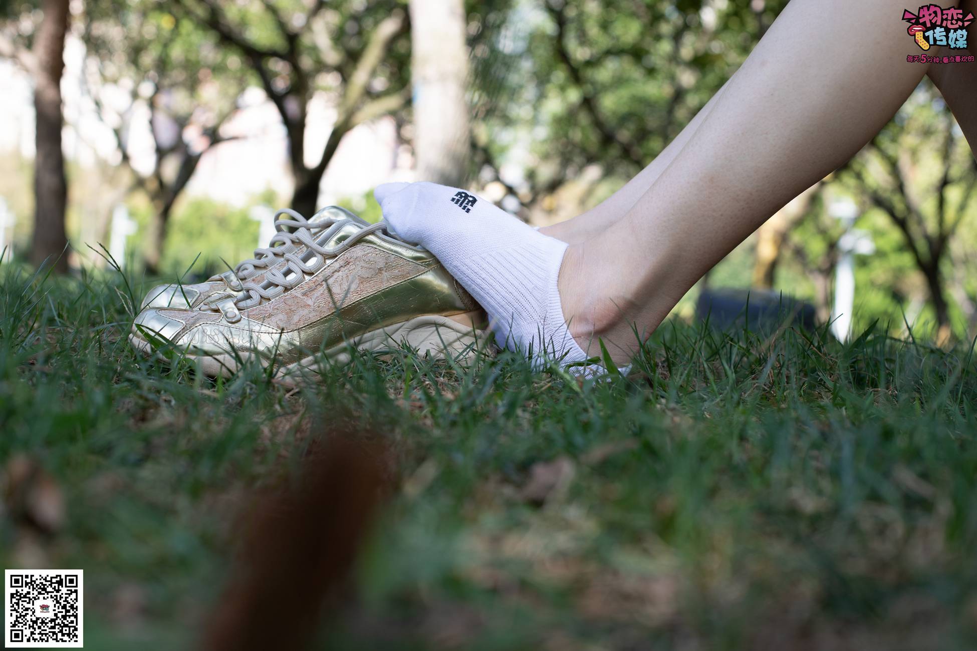 图片[54]-物恋传媒 No.057 摇滚重金属,狂野的温柔,纯情的安踏白棉袜 [190P] – 速更版-美库