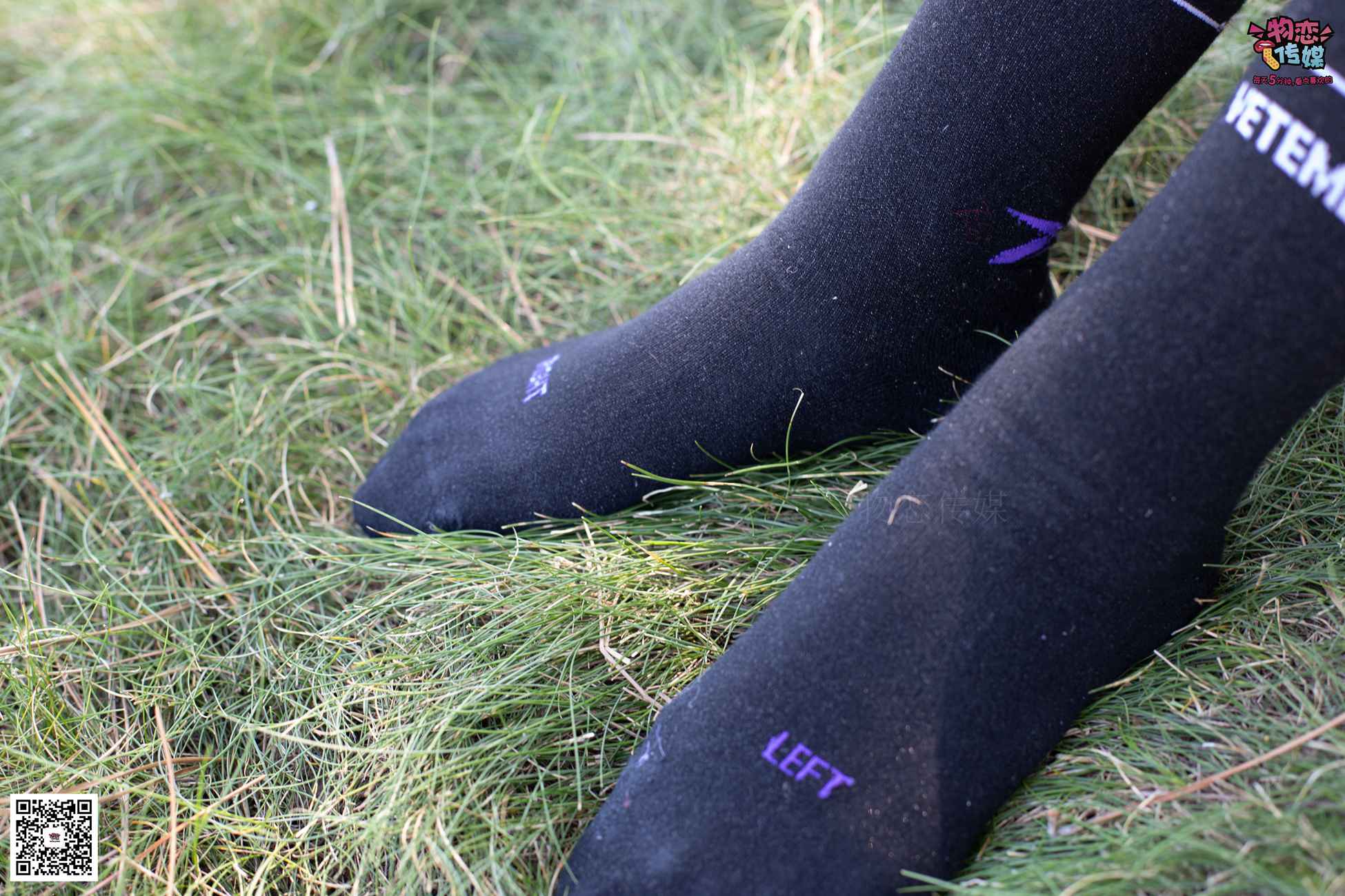 图片[58]-物恋传媒 No.056 眼神犀利,表情高冷小姐姐的深蓝色棉袜 [160P] – 速更版-美库