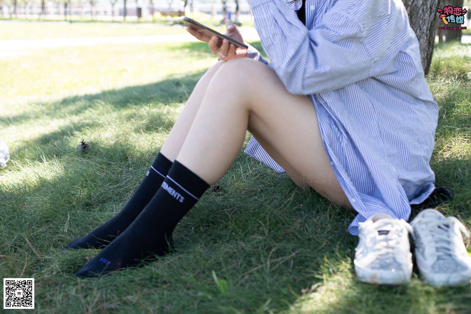 图片[60]-物恋传媒 No.056 眼神犀利,表情高冷小姐姐的深蓝色棉袜 [160P] – 速更版-美库