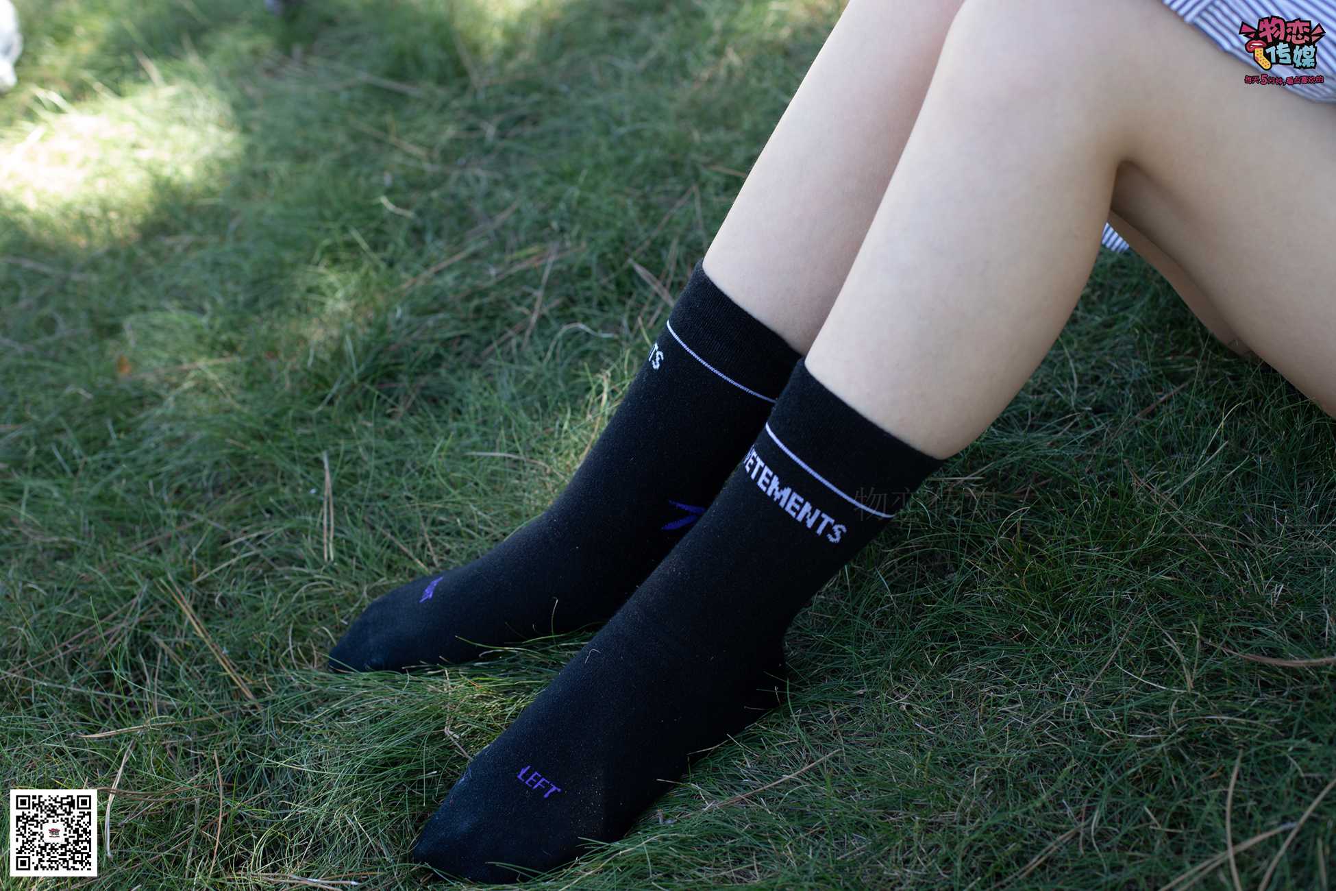 图片[62]-物恋传媒 No.056 眼神犀利,表情高冷小姐姐的深蓝色棉袜 [160P] – 速更版-美库