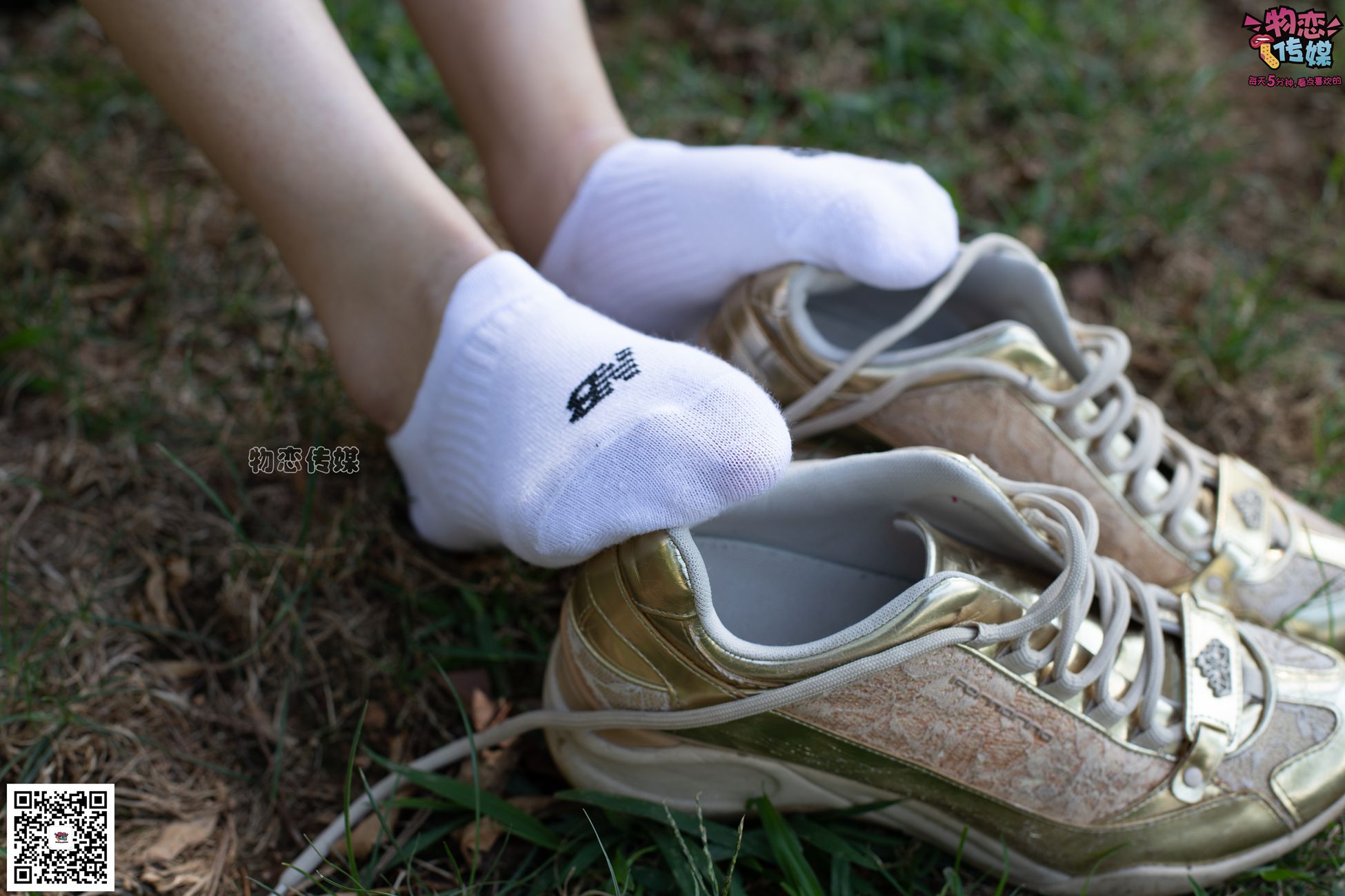 图片[68]-物恋传媒 No.057 摇滚重金属,狂野的温柔,纯情的安踏白棉袜 [190P] – 速更版-美库