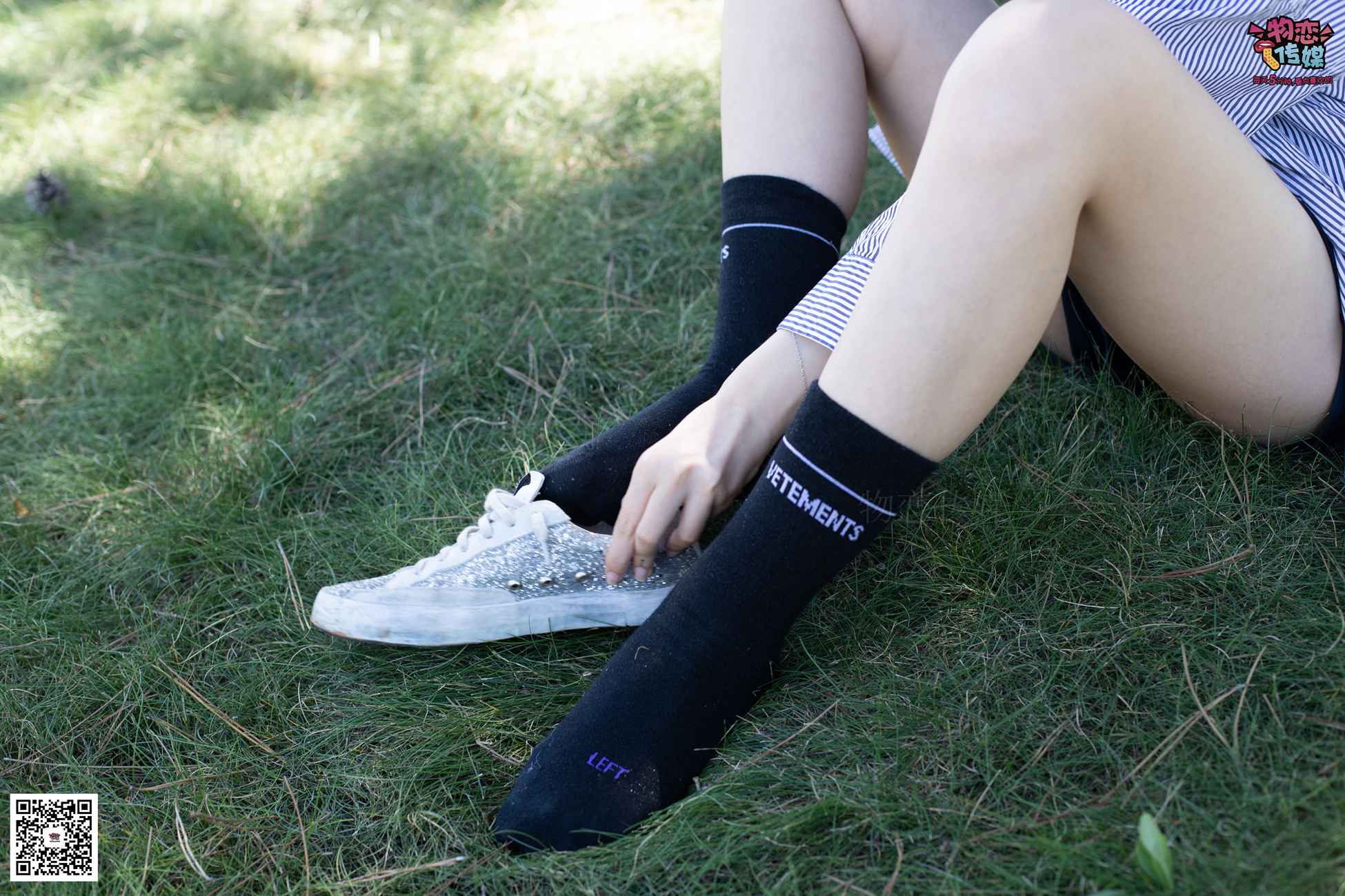 图片[69]-物恋传媒 No.056 眼神犀利,表情高冷小姐姐的深蓝色棉袜 [160P] – 速更版-美库