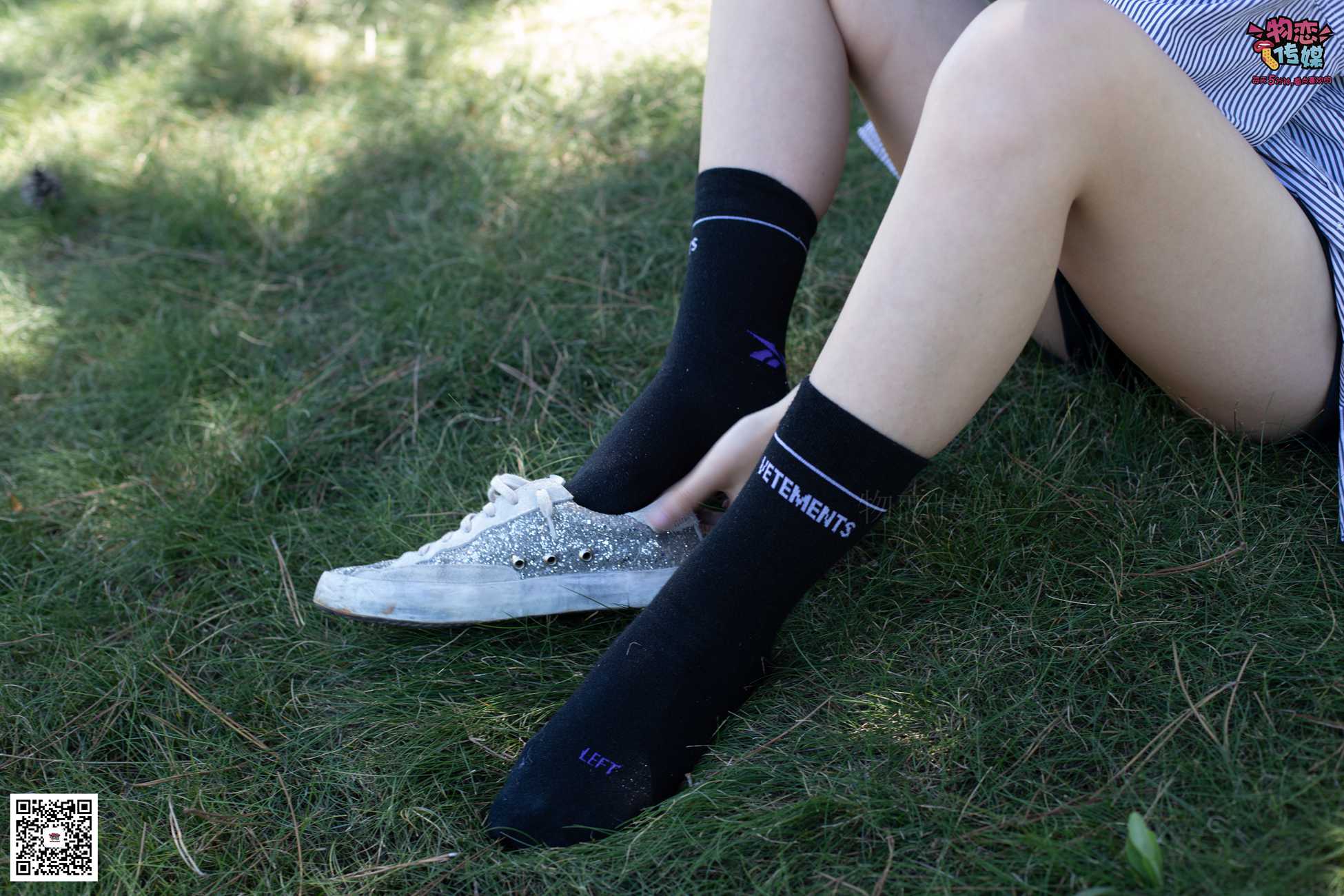 图片[70]-物恋传媒 No.056 眼神犀利,表情高冷小姐姐的深蓝色棉袜 [160P] – 速更版-美库