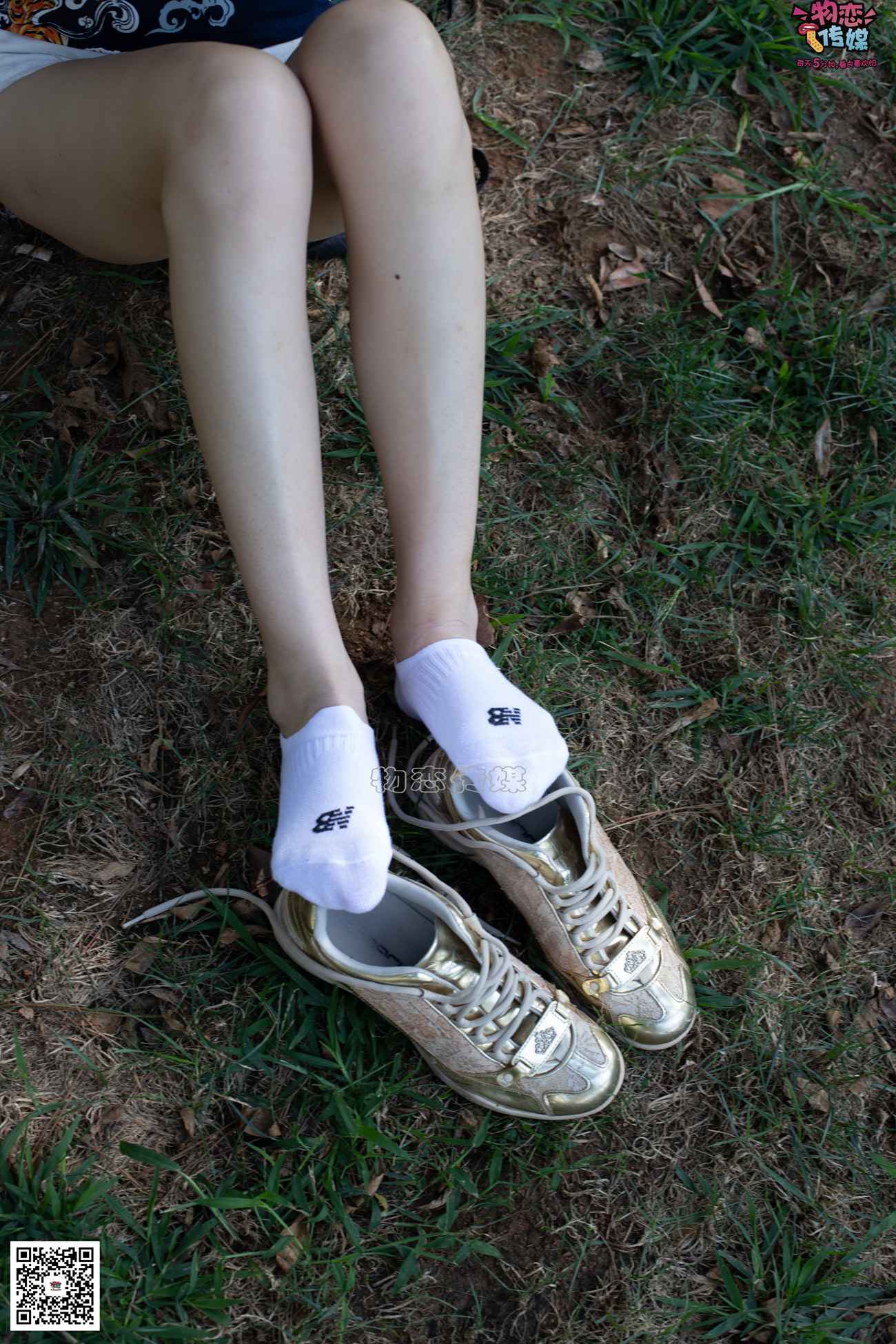 图片[73]-物恋传媒 No.057 摇滚重金属,狂野的温柔,纯情的安踏白棉袜 [190P] – 速更版-美库