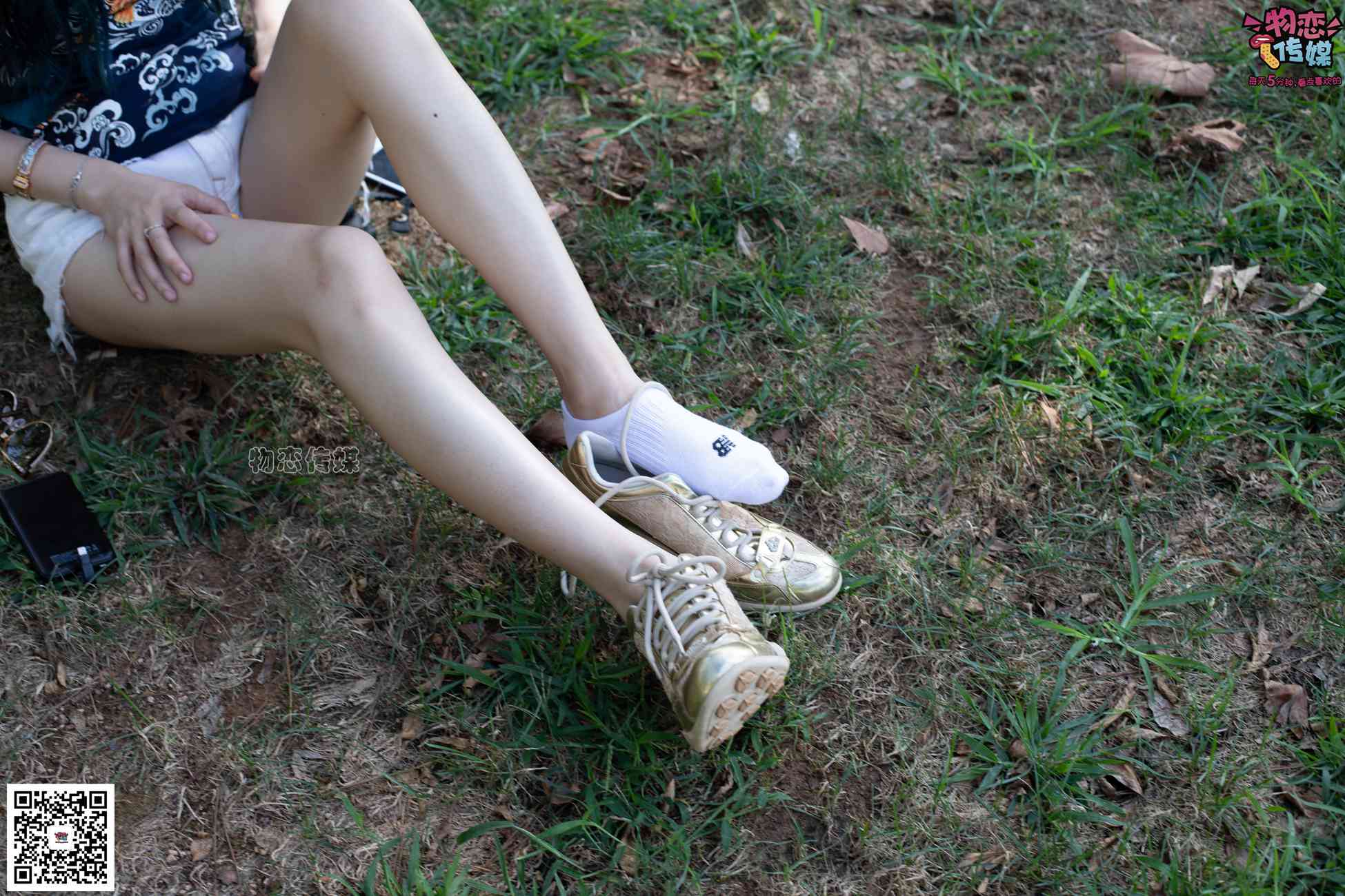 图片[83]-物恋传媒 No.057 摇滚重金属,狂野的温柔,纯情的安踏白棉袜 [190P] – 速更版-美库