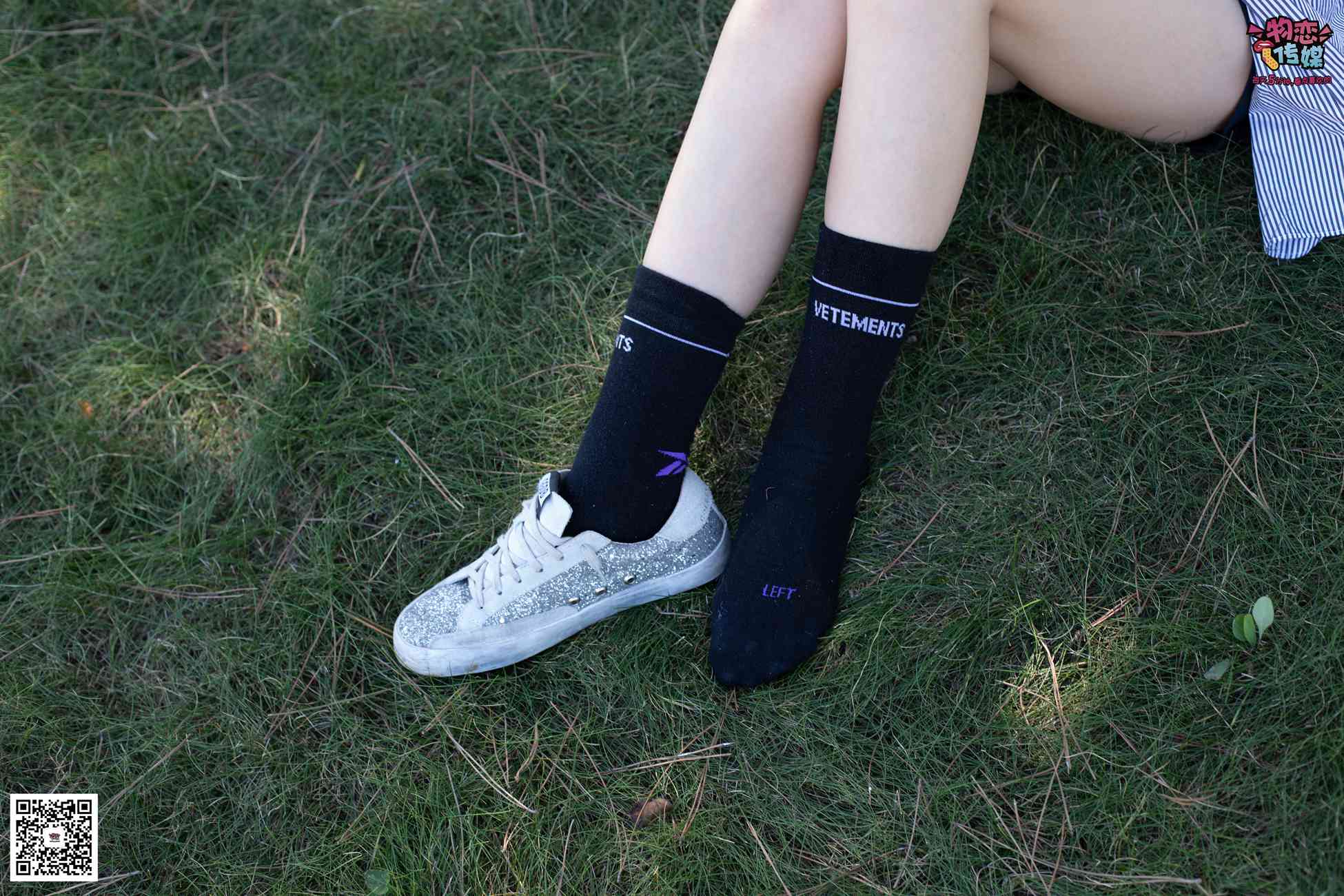 图片[83]-物恋传媒 No.056 眼神犀利,表情高冷小姐姐的深蓝色棉袜 [160P] – 速更版-美库