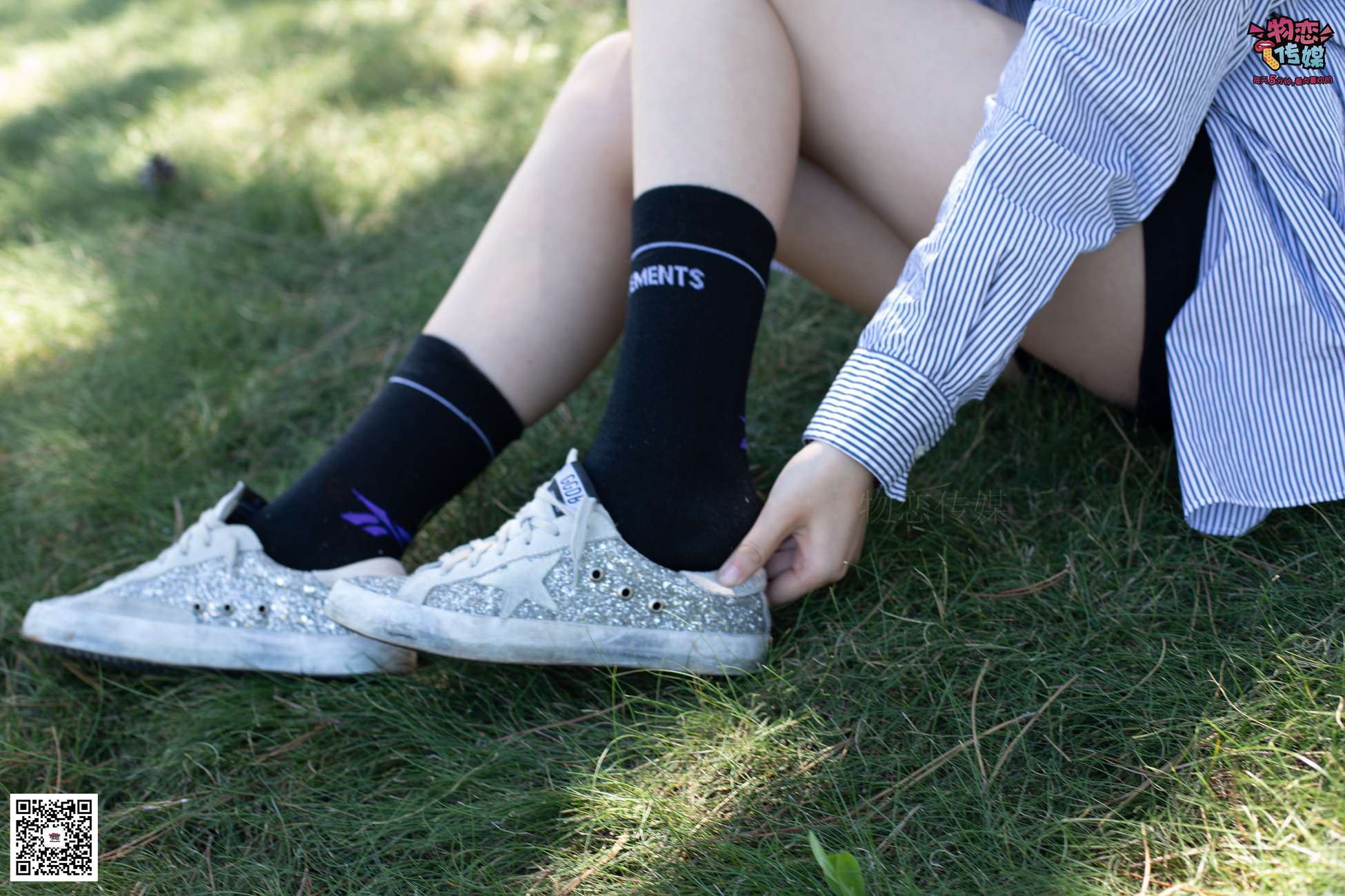 图片[91]-物恋传媒 No.056 眼神犀利,表情高冷小姐姐的深蓝色棉袜 [160P] – 速更版-美库