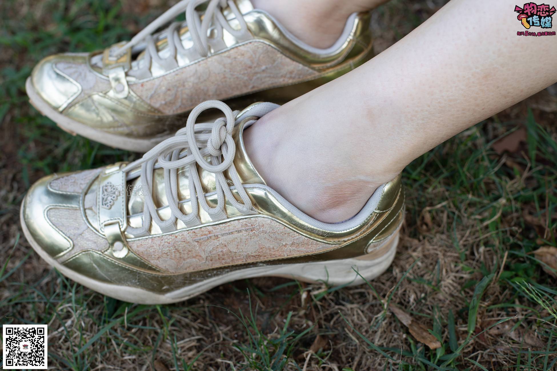 图片[96]-物恋传媒 No.057 摇滚重金属,狂野的温柔,纯情的安踏白棉袜 [190P] – 速更版-美库