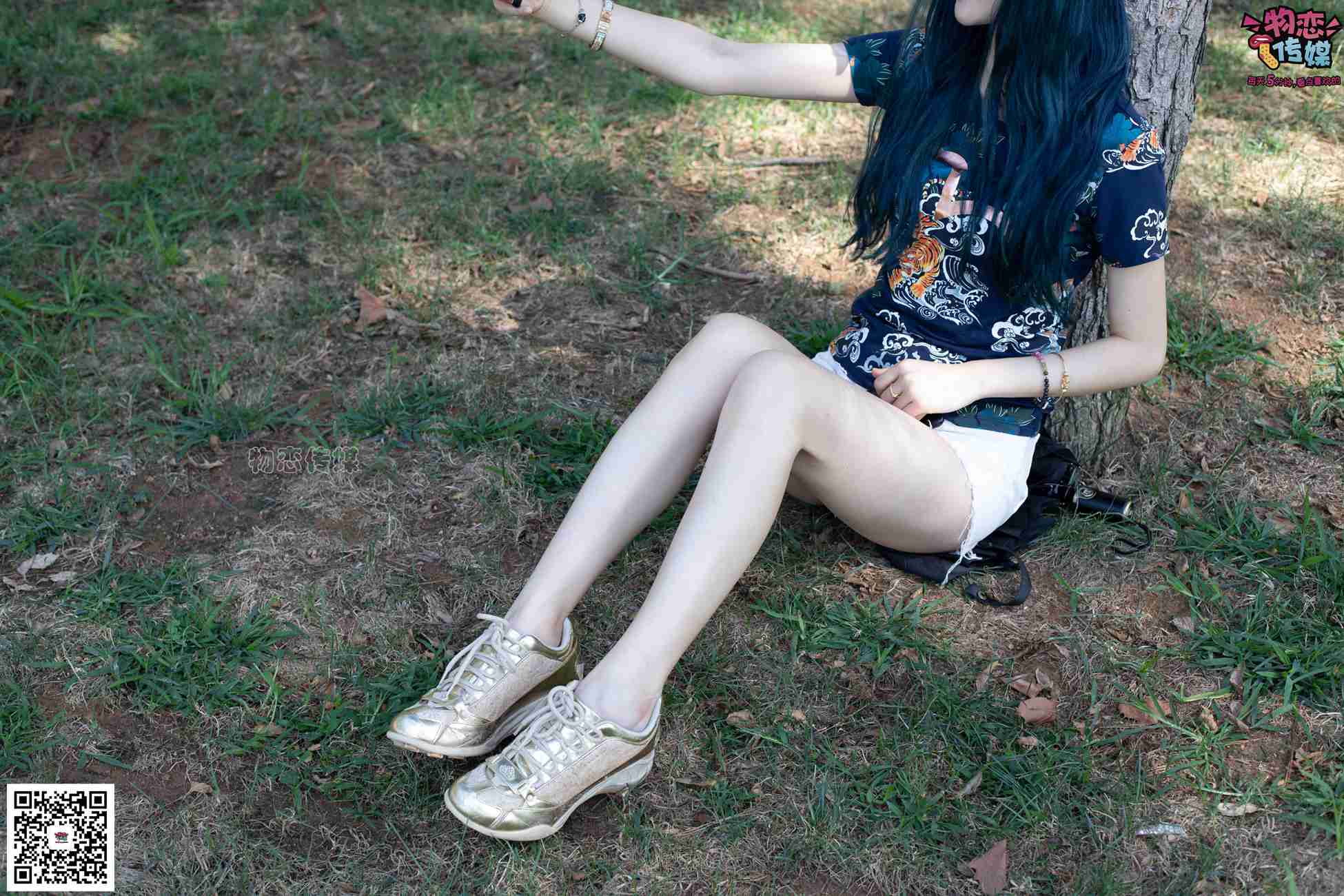 图片[97]-物恋传媒 No.057 摇滚重金属,狂野的温柔,纯情的安踏白棉袜 [190P] – 速更版-美库